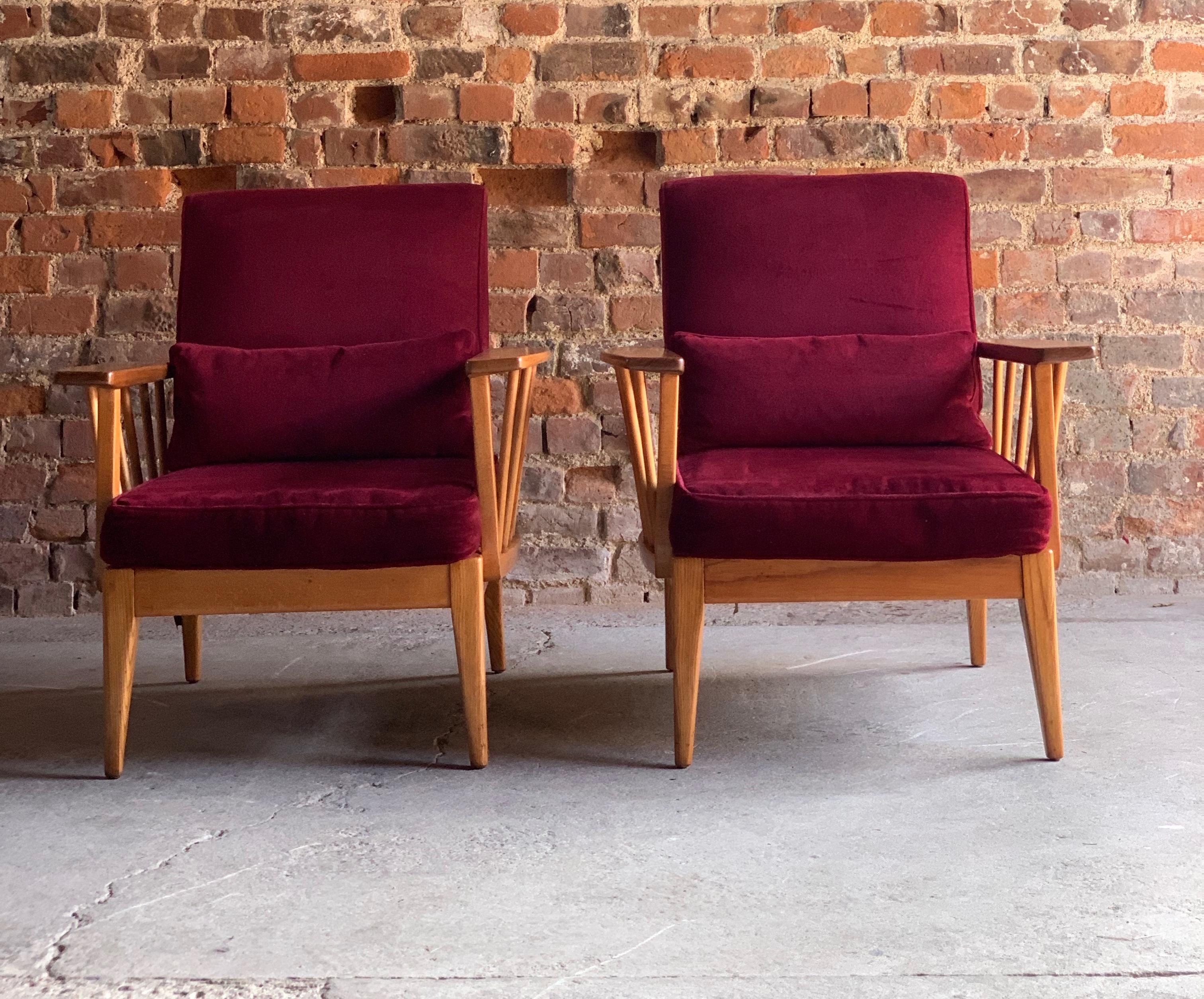Mid-Century Modern Elm Armchairs Lounge Chairs Pair Danish circa 1960s 4