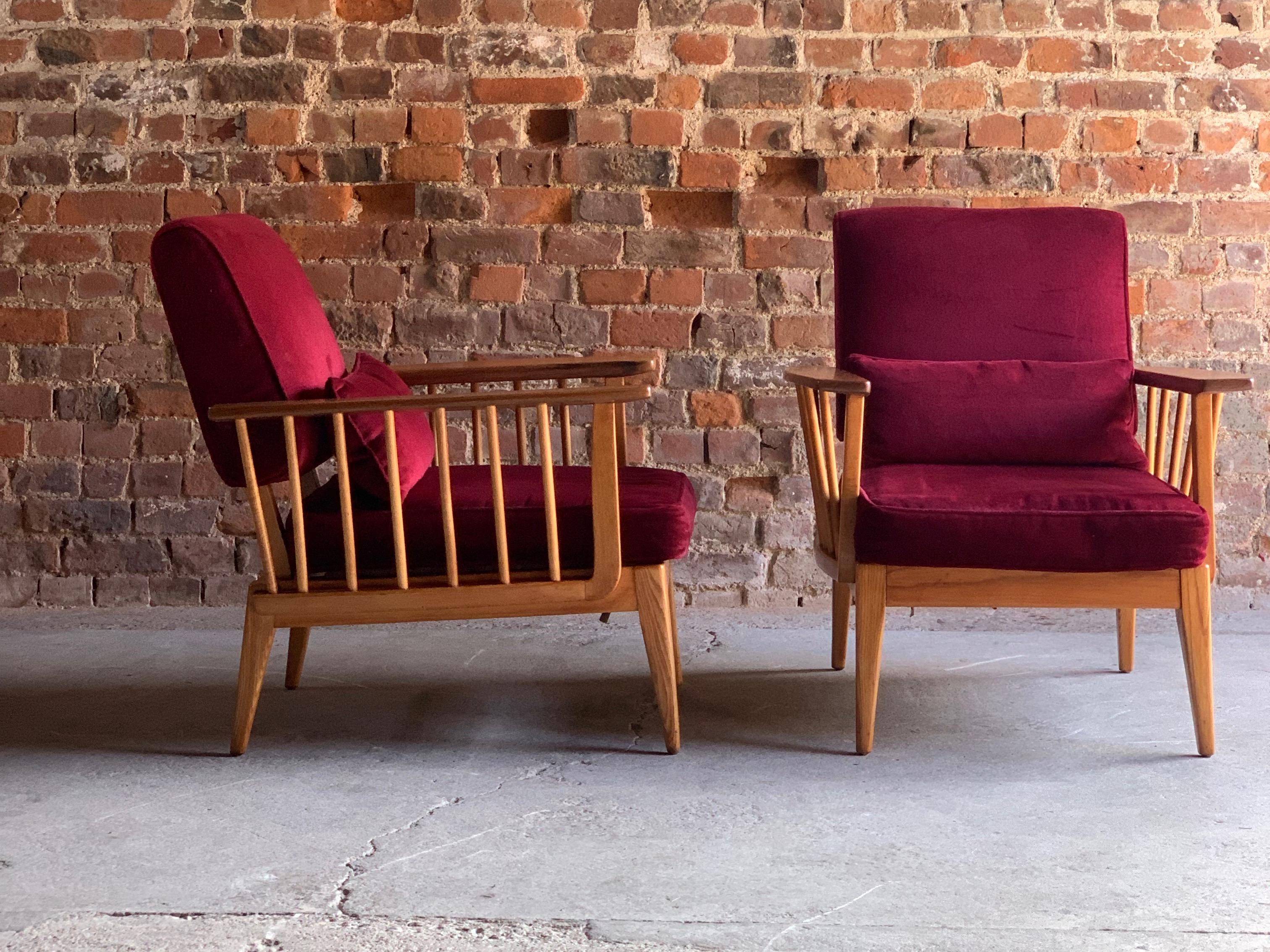 Mid-Century Modern Elm Armchairs Lounge Chairs Pair Danish circa 1960s 5