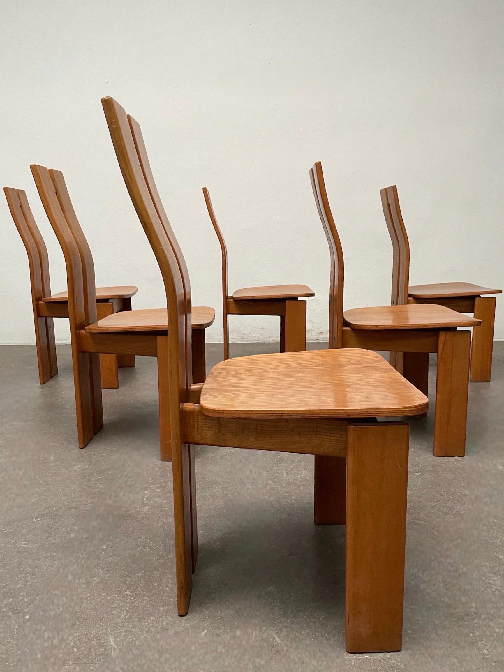Italian Mid-Century Modern Elmwood Highback Dining Chairs, Italy, 1970s, Set of Six
