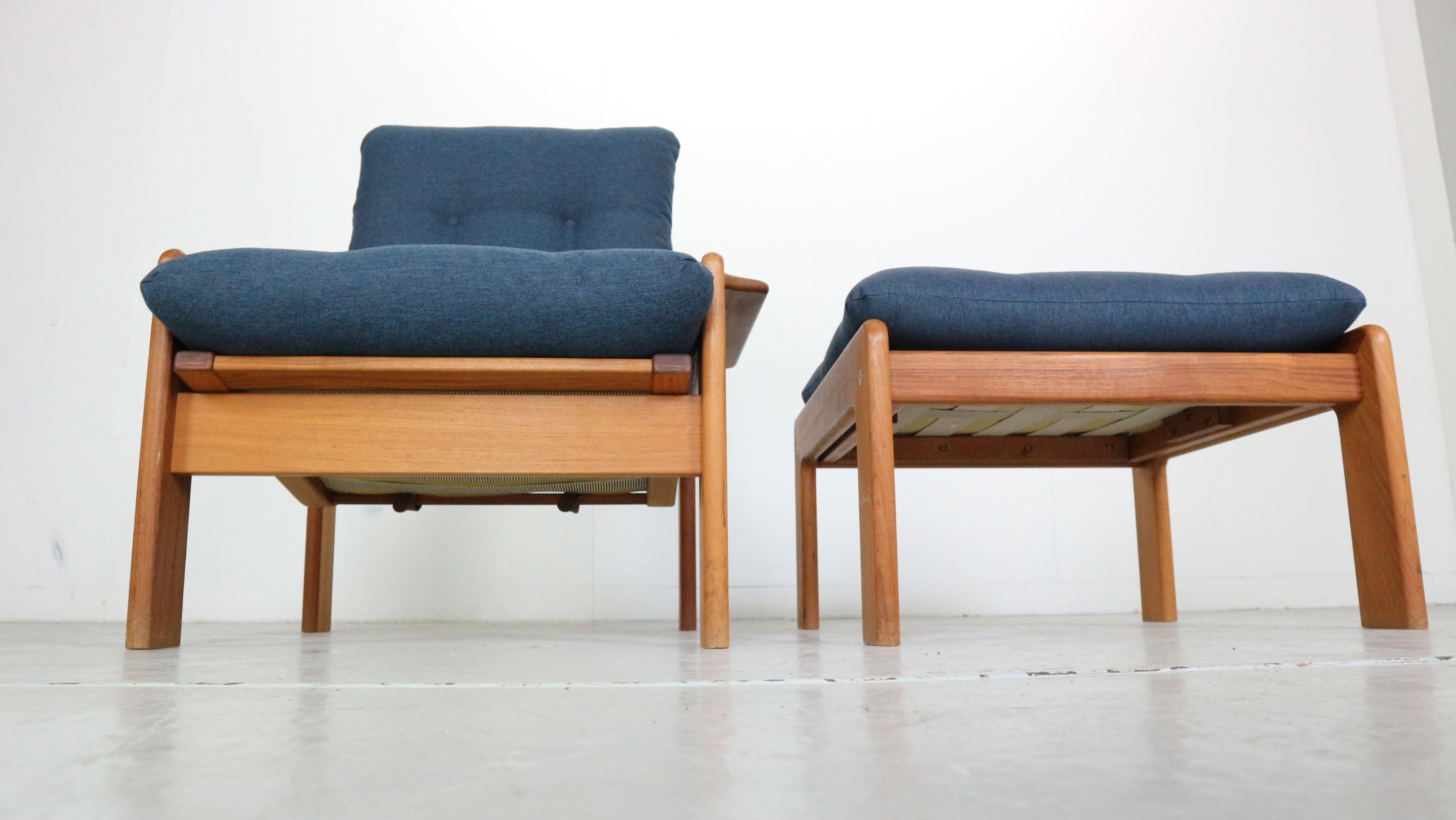Mid- Century Modern EMC Møbler Teak Easy Lounge Chair & Ottoman, Denmark In Good Condition For Sale In The Hague, NL