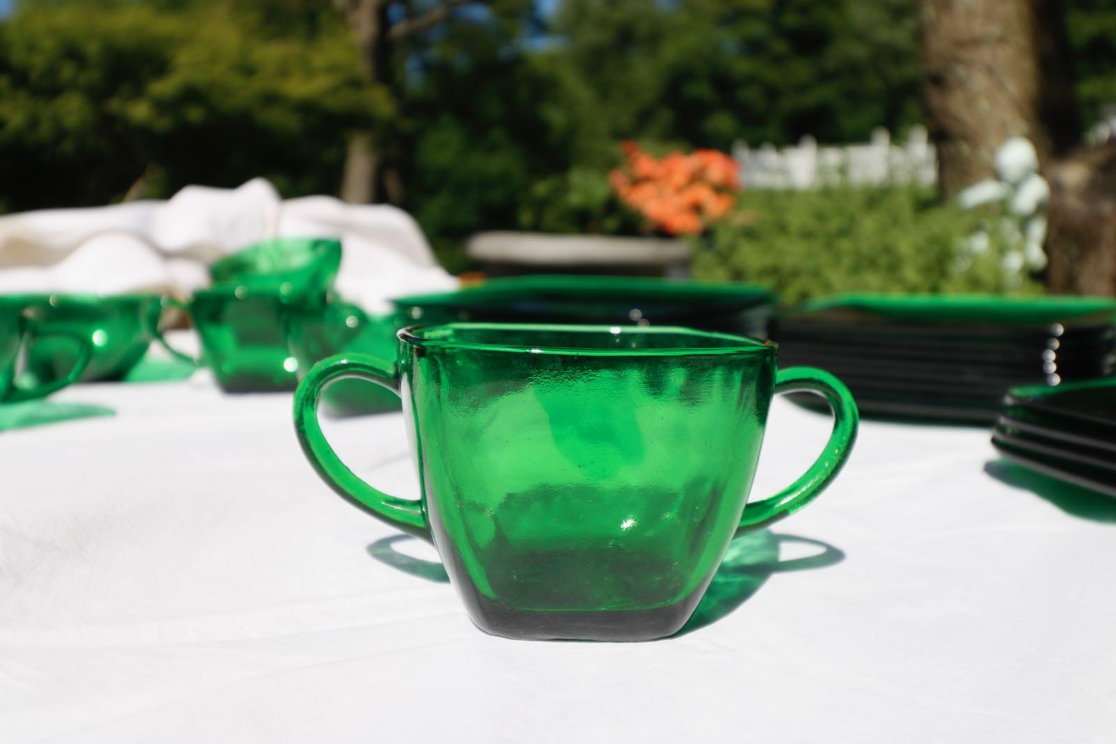 American Mid-Century Modern Emerald Green Glass Dishware Serving Set For Sale