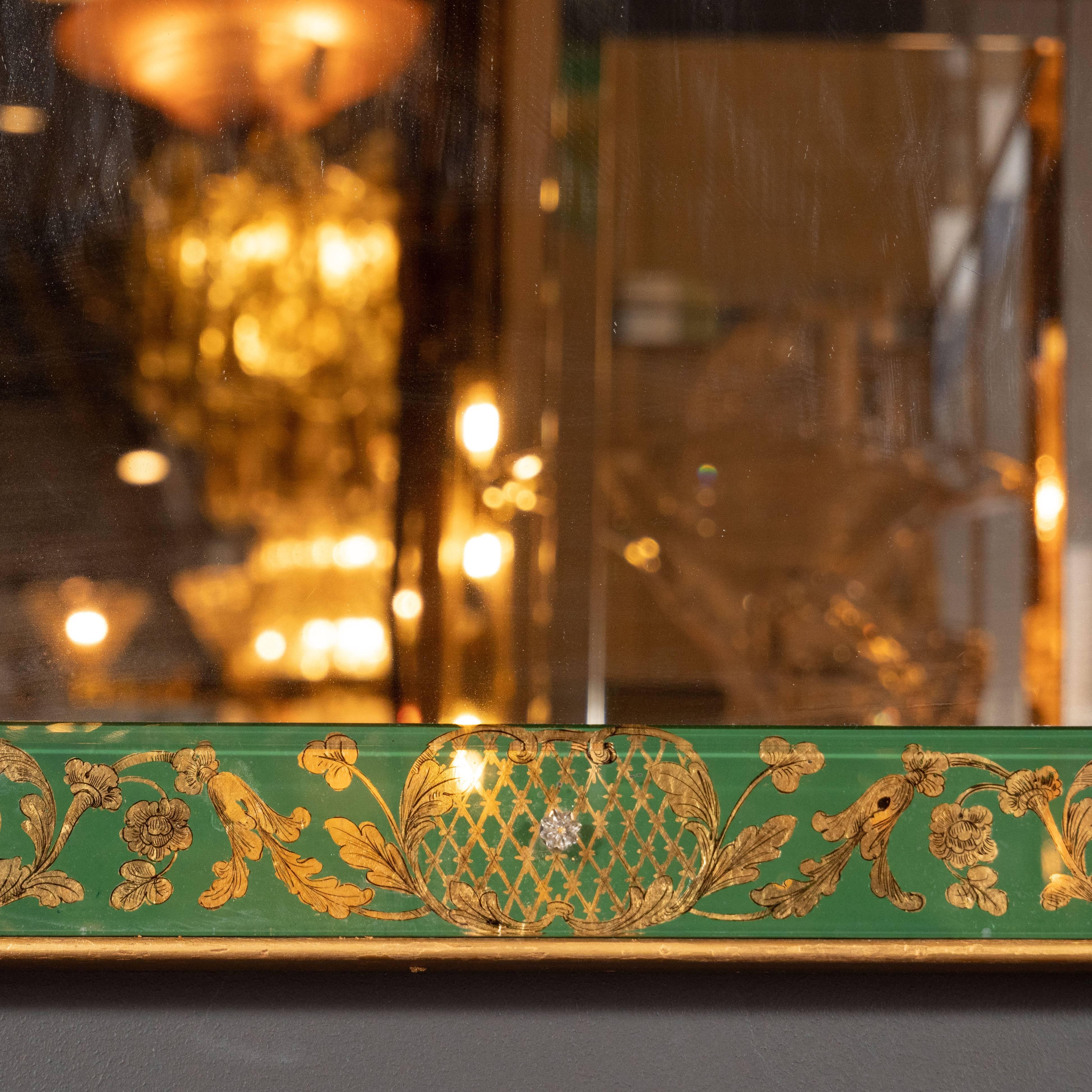 Mid Century Modern Emerald Reverse Églomisé Mirror with Gilt Detailing In Excellent Condition In New York, NY