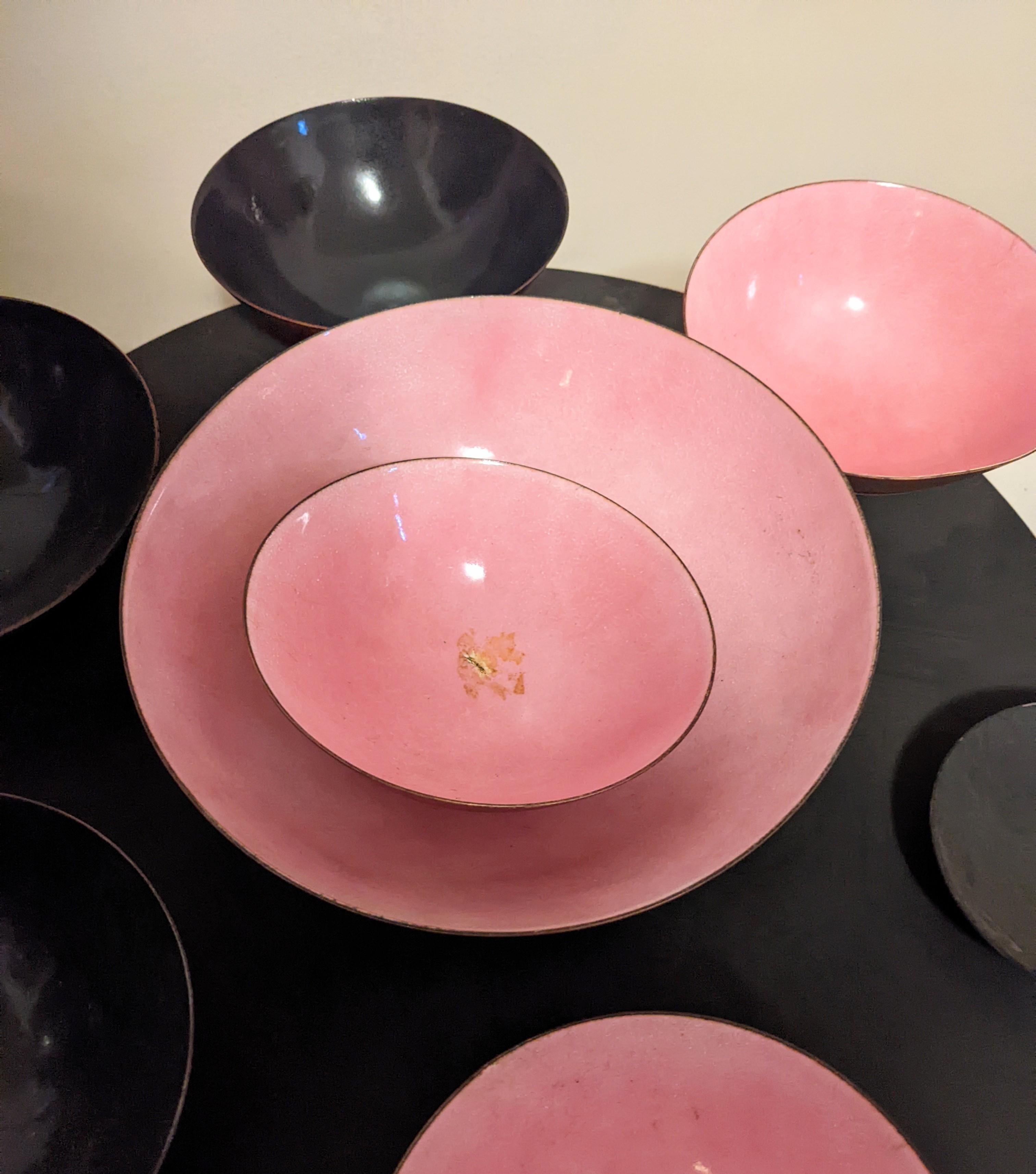 Mid-Century Modern Enamel Lazy Susan by Marrell In Good Condition For Sale In Riverdale, NY
