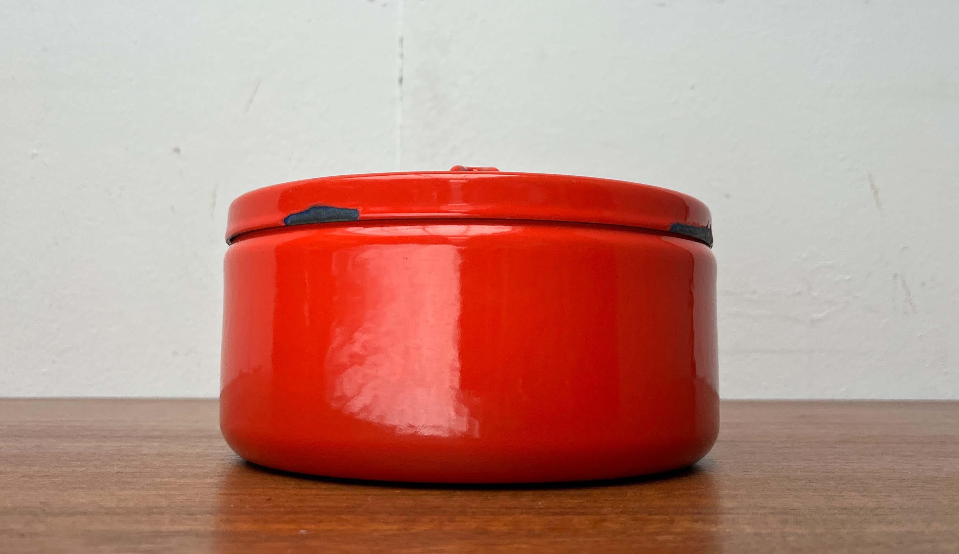 Mid-Century Modern Enamel Orange Pot with Teak Handle Seppo Mallat Finel, 1960s For Sale 5