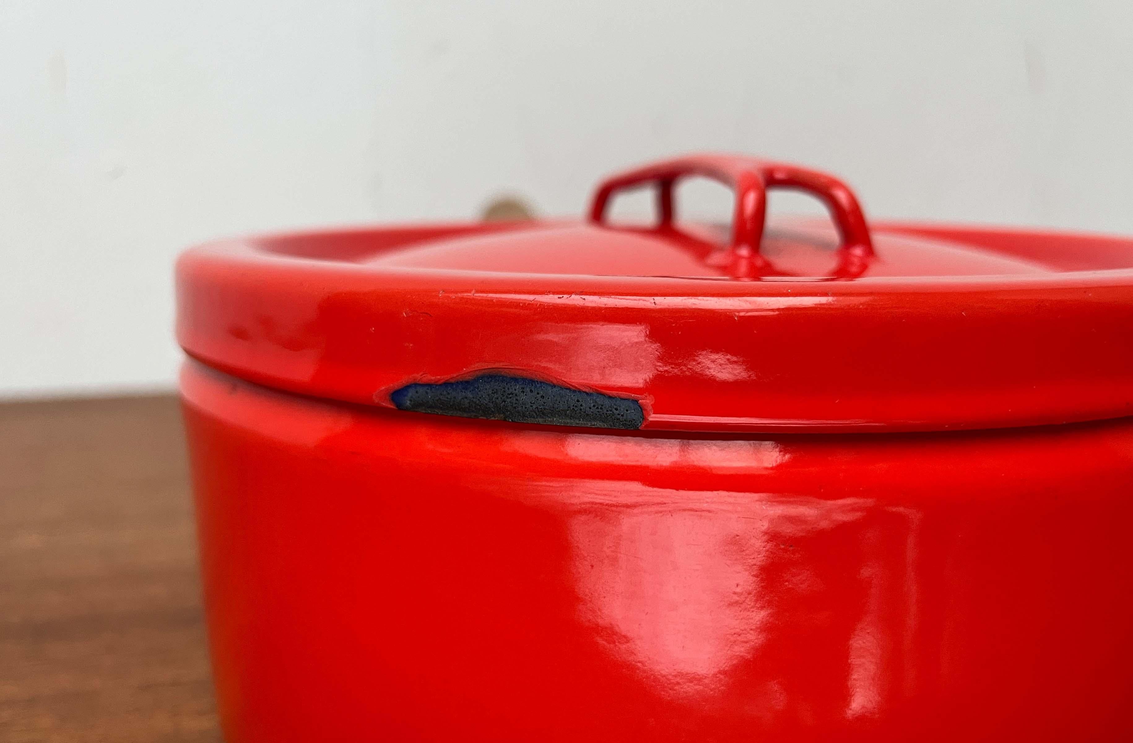 Mid-Century Modern Enamel Orange Pot with Teak Handle Seppo Mallat Finel, 1960s For Sale 9