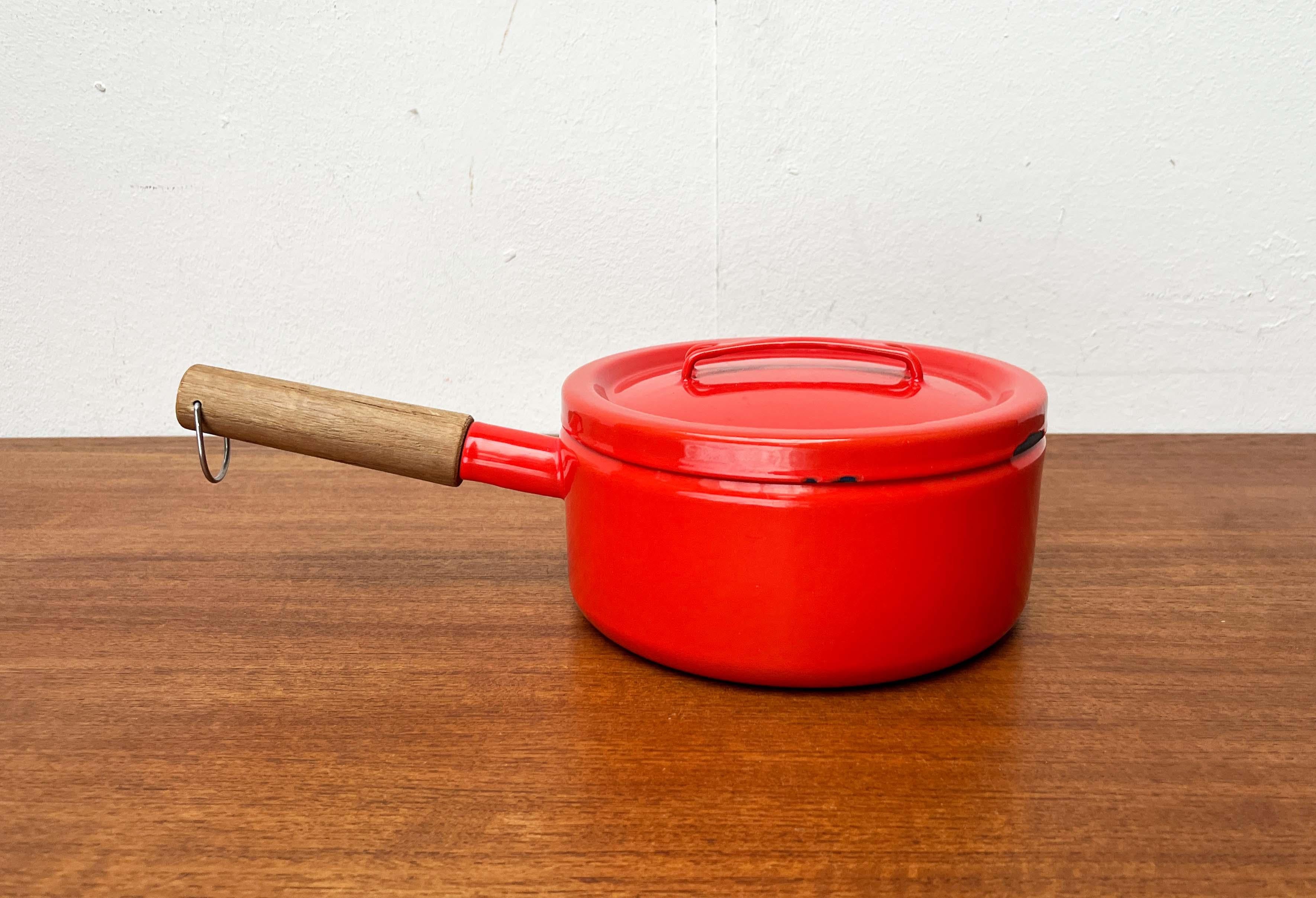 Mid-Century Modern Enamel Orange Pot with Teak Handle Seppo Mallat Finel, 1960s For Sale 3