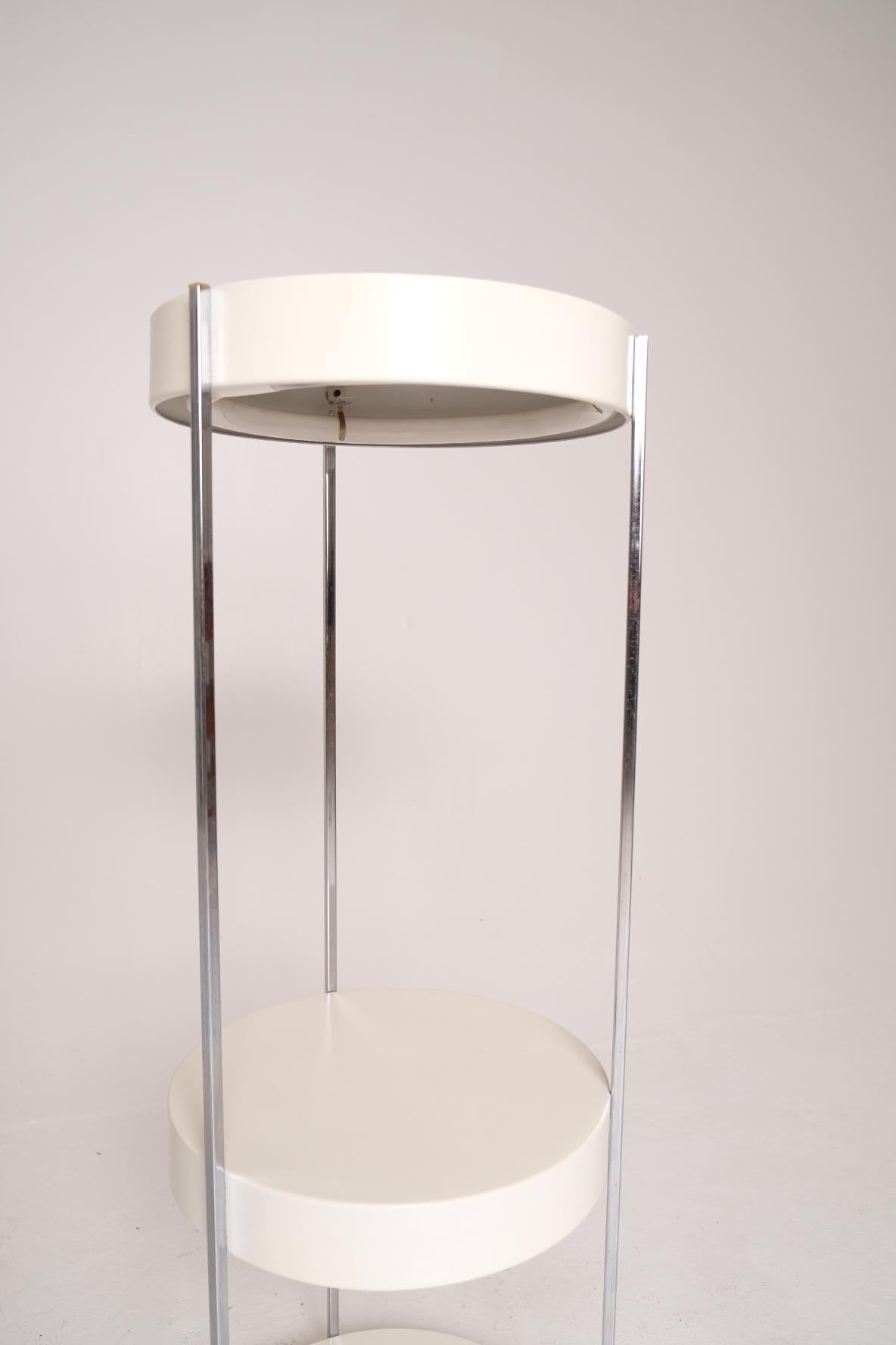 Mid-Century Modern Enameled Steel Floor Lamp by George Kovacs finales del siglo XX en venta