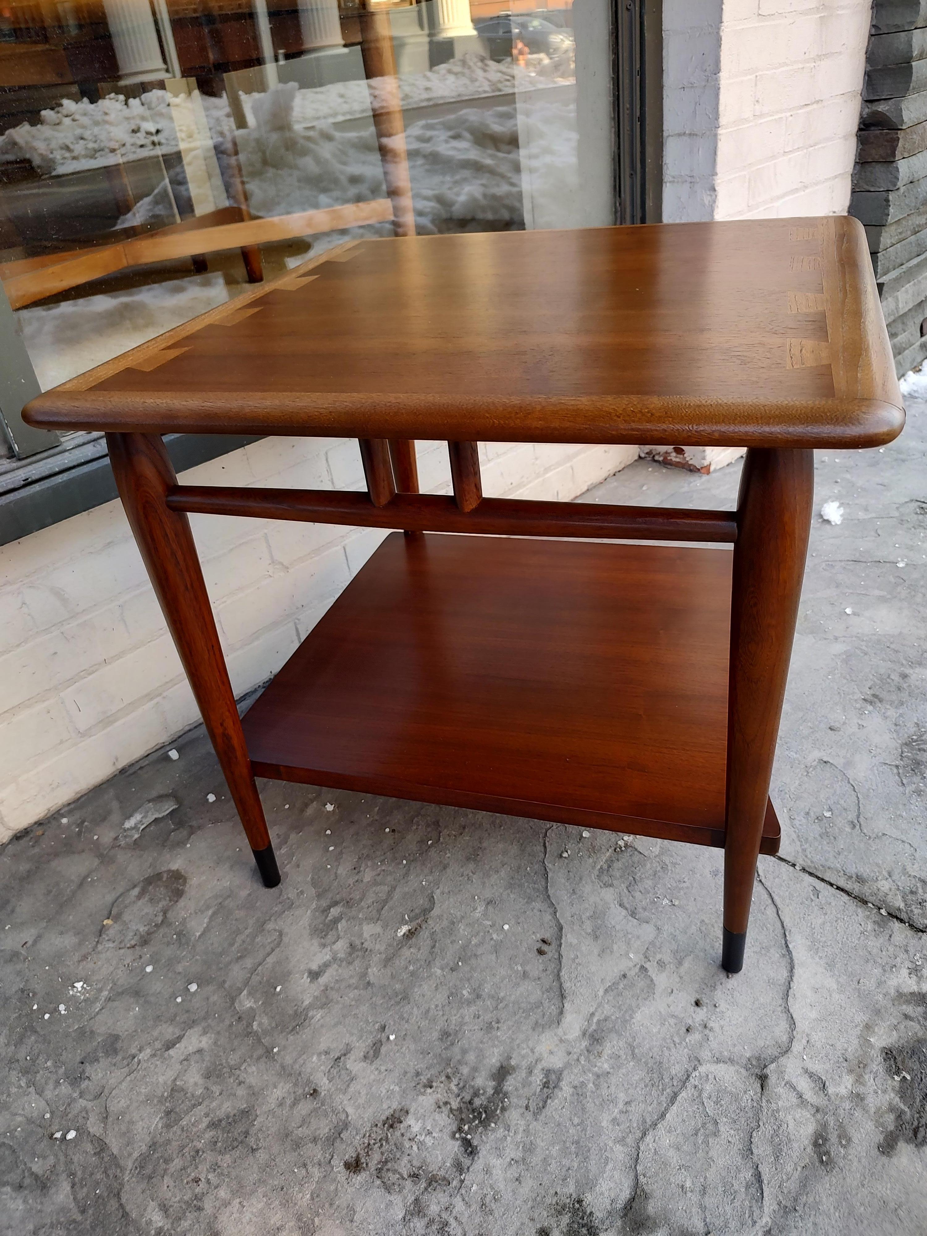 Mid-20th Century Mid-Century Modern End or Cocktail Table by Lane