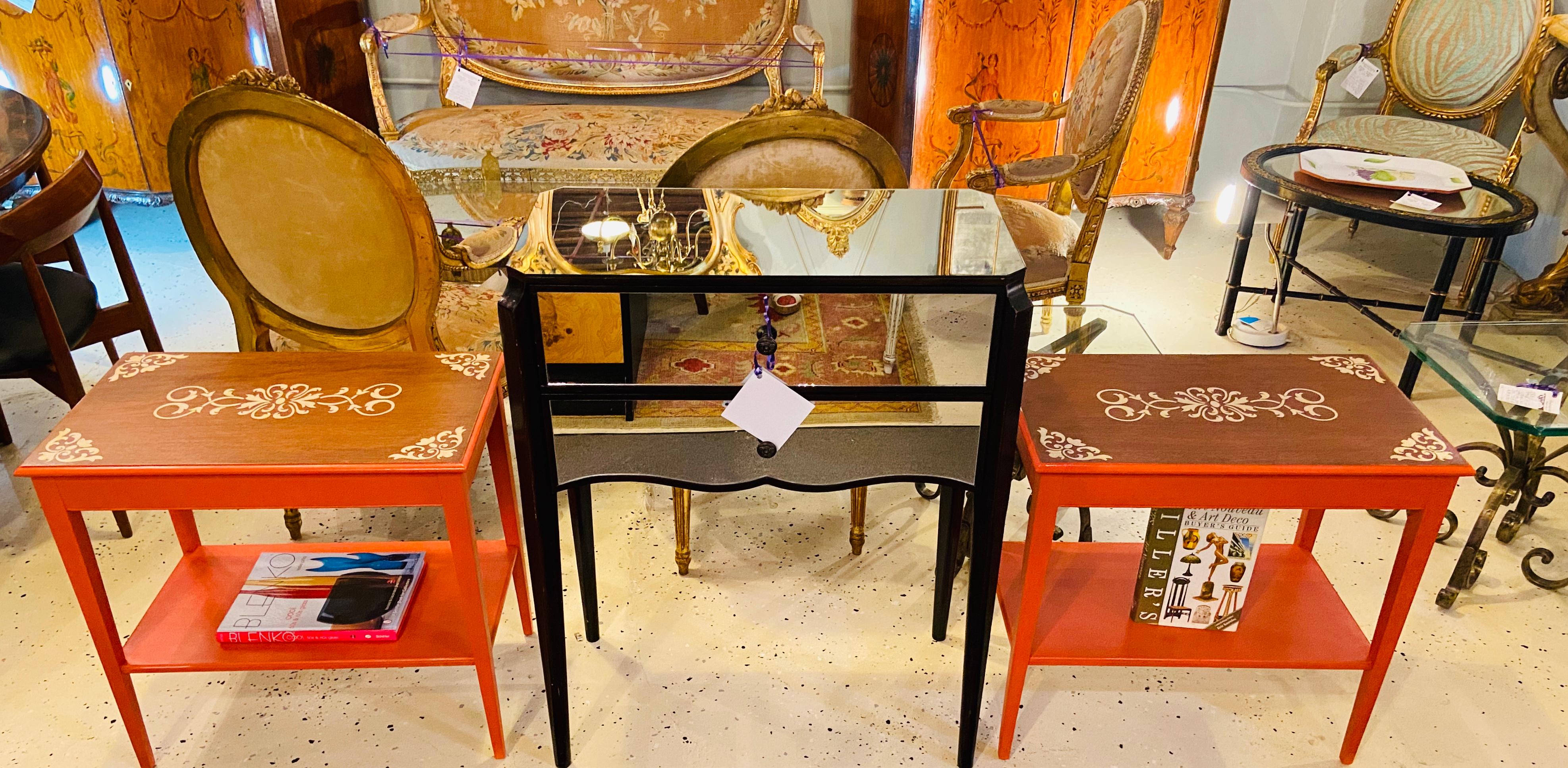 Table d'extrémité:: table de nuit:: lampe ou table d'appoint moderne du milieu du siècle:: peinte:: une paire en vente 9