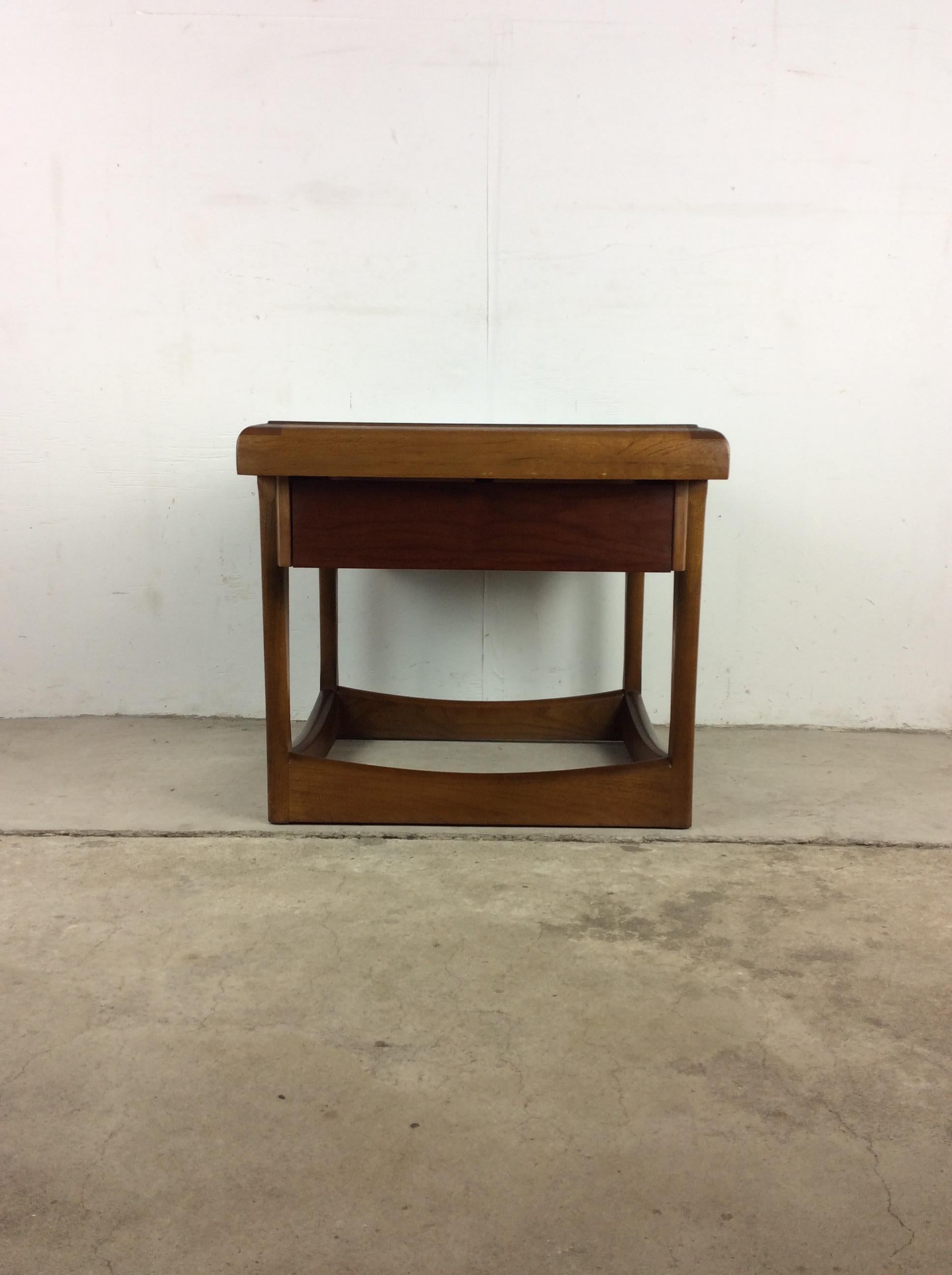 Walnut Mid-Century Modern End Table with Drawer by Lane Furniture For Sale