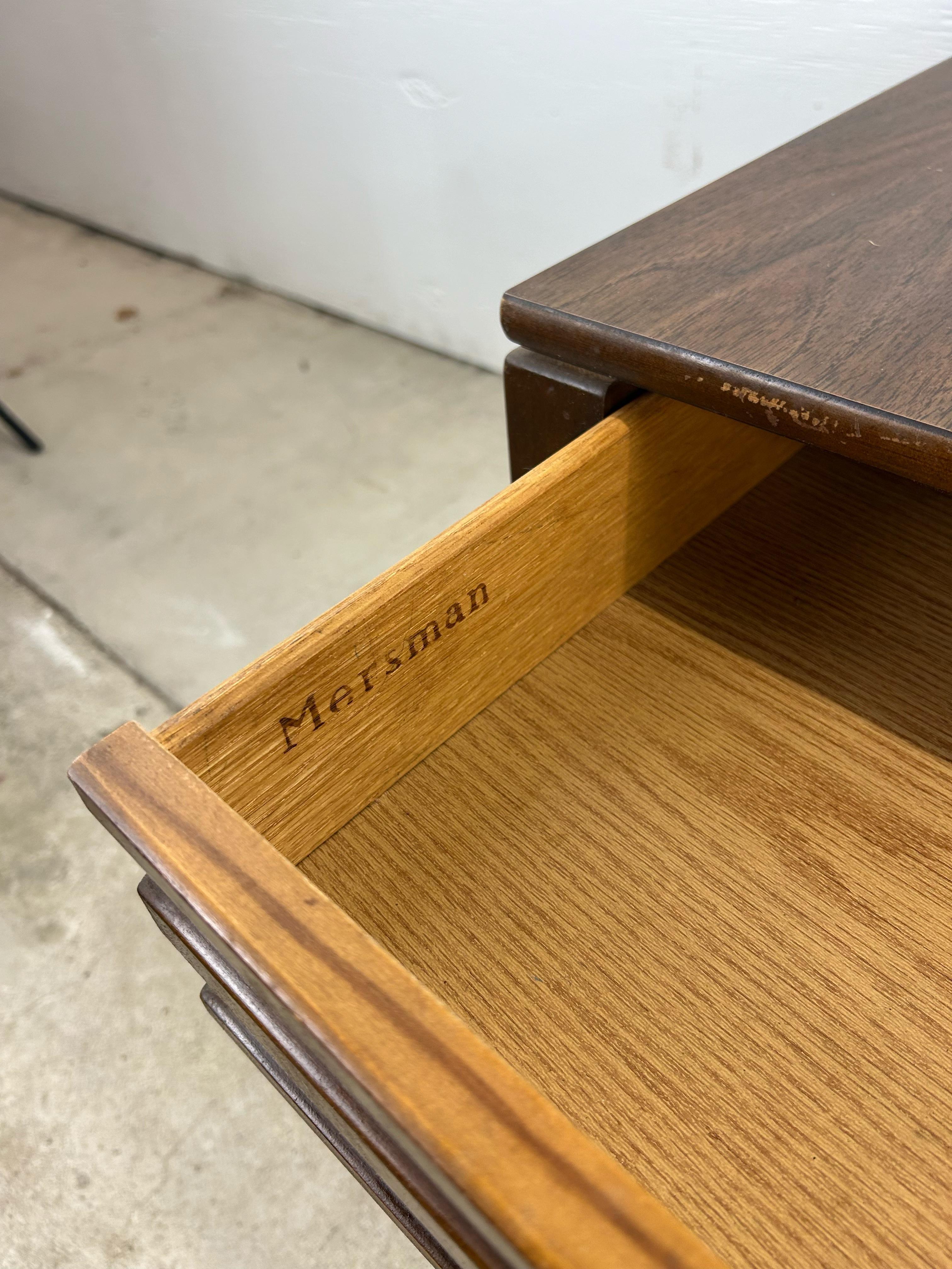 Mid Century Modern End Table with Single Drawer by Mersman For Sale 2