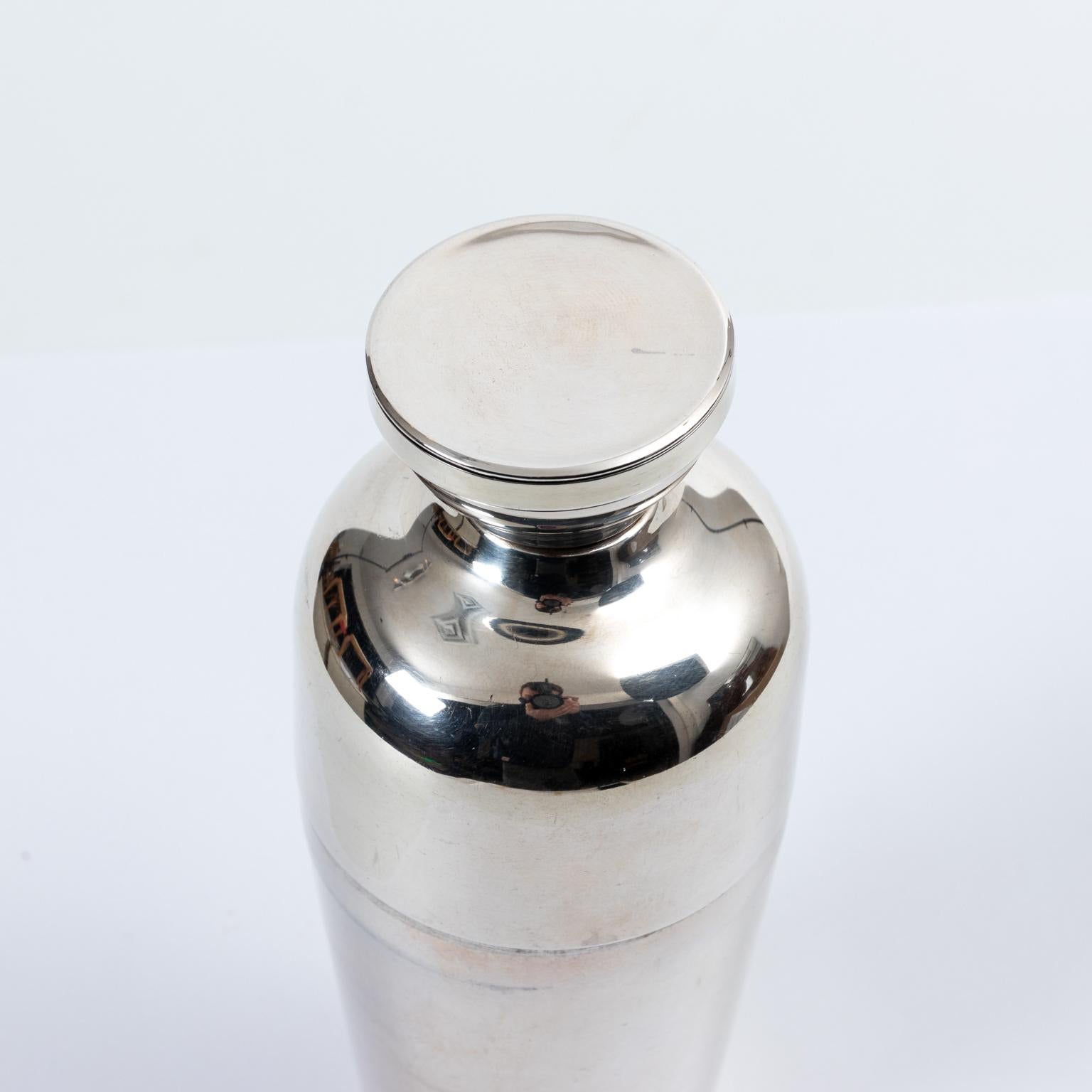 20th Century Mid-Century Modern English Silver Plate Cocktail Shaker