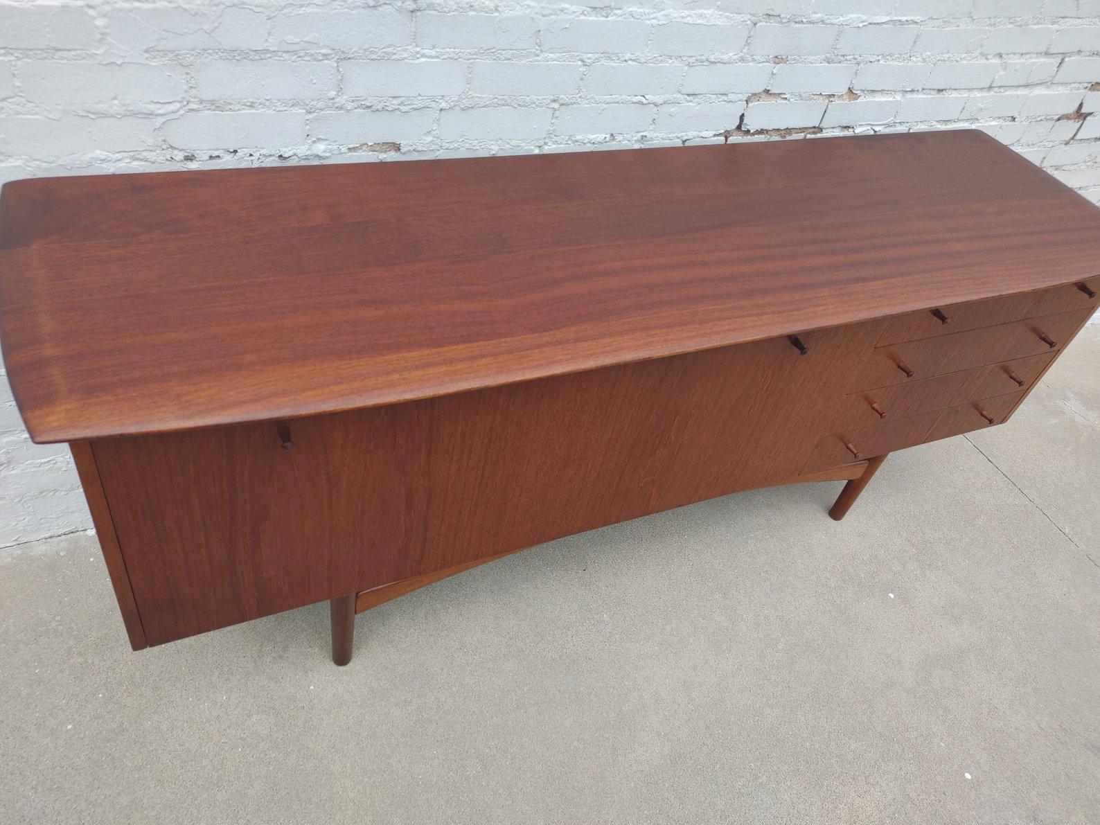Mid Century Modern English Teak Sideboard In Good Condition For Sale In Tulsa, OK