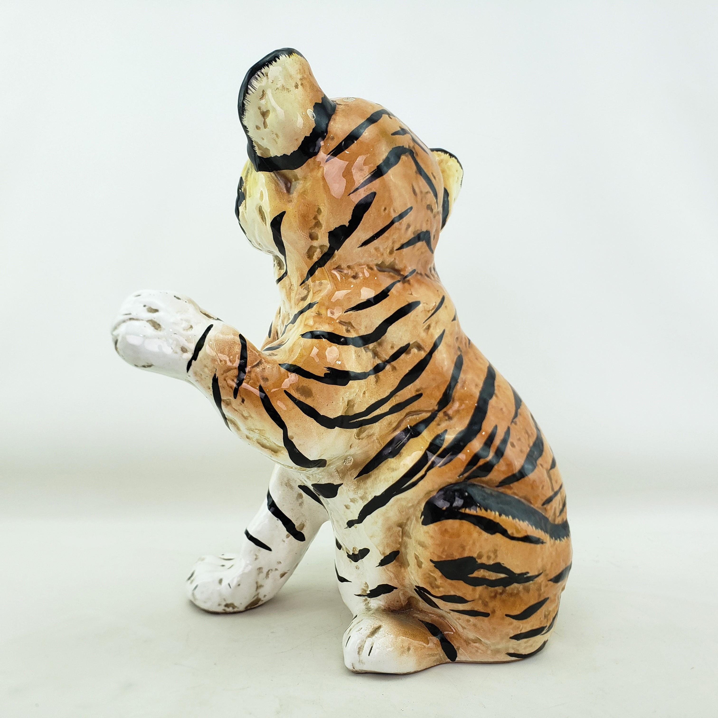 Mid-Century Modern Era Ceramic Ronzan Styled Tiger Cub Sculpture Italy In Good Condition For Sale In Hamilton, Ontario