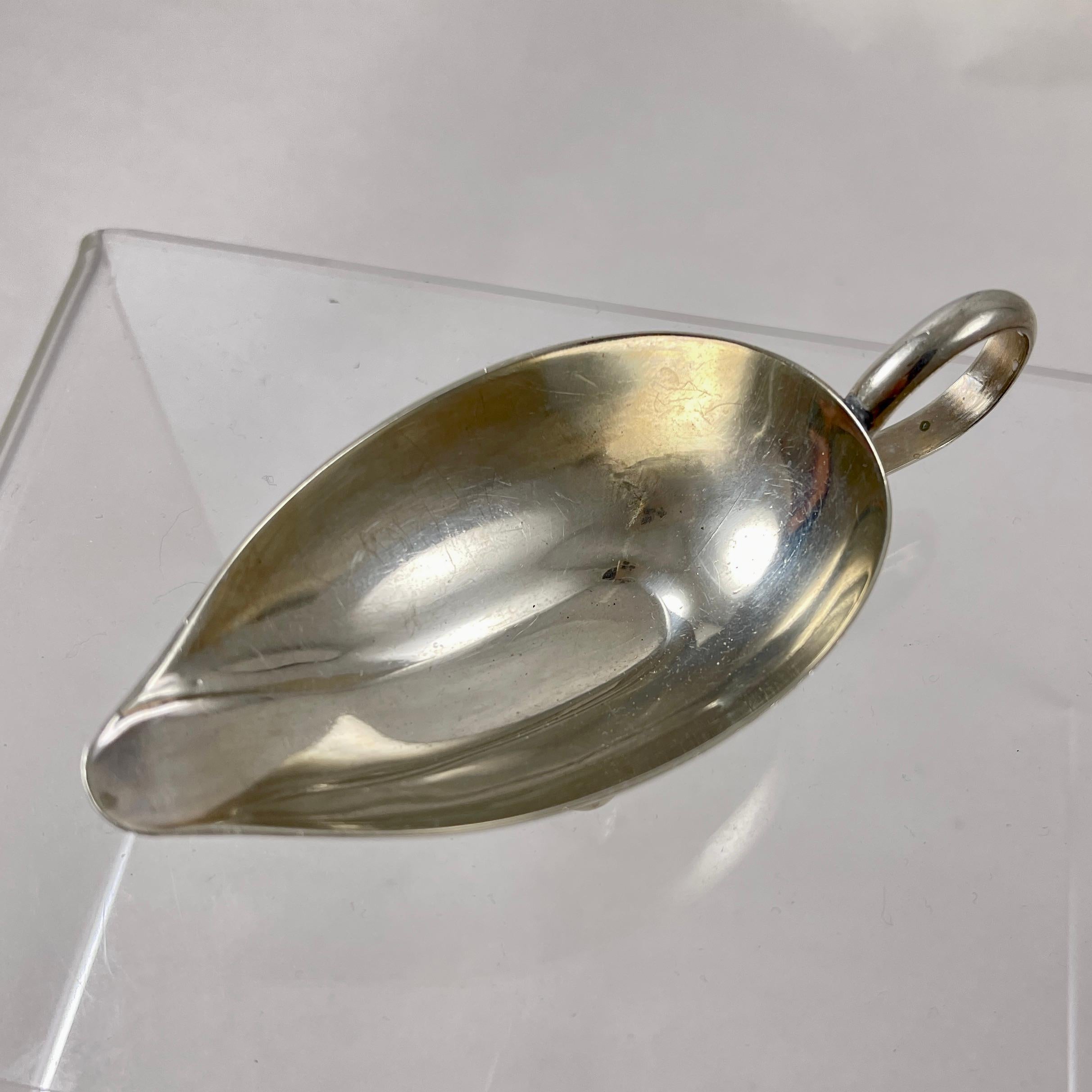 Mid-Century Modern Era Italian Silver Individual Buffet Au Jus Sauce Boat For Sale 1