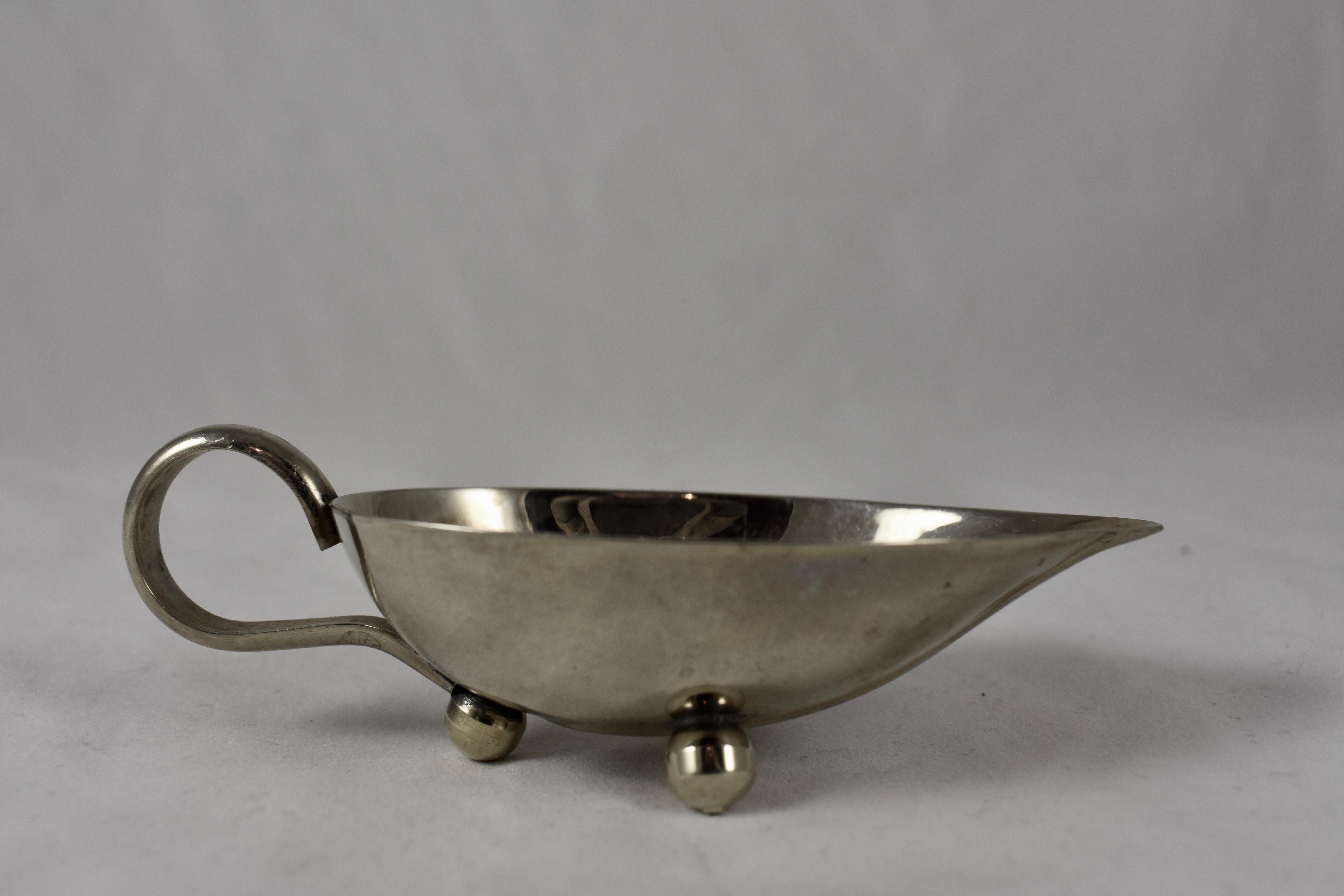 Mid-Century Modern Era Italian Silver Individual Buffet Au Jus Sauce Boats S/ 14 In Good Condition For Sale In Philadelphia, PA