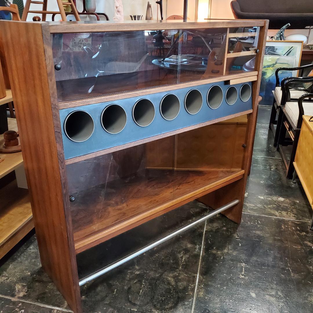 Mid-Century Modern Erik Buch Danish Rosewood Dry Bar For Sale 4