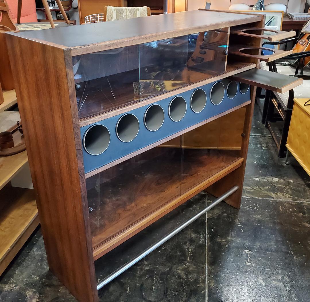 Mid-Century Modern Erik Buch Danish Rosewood Dry Bar For Sale 5