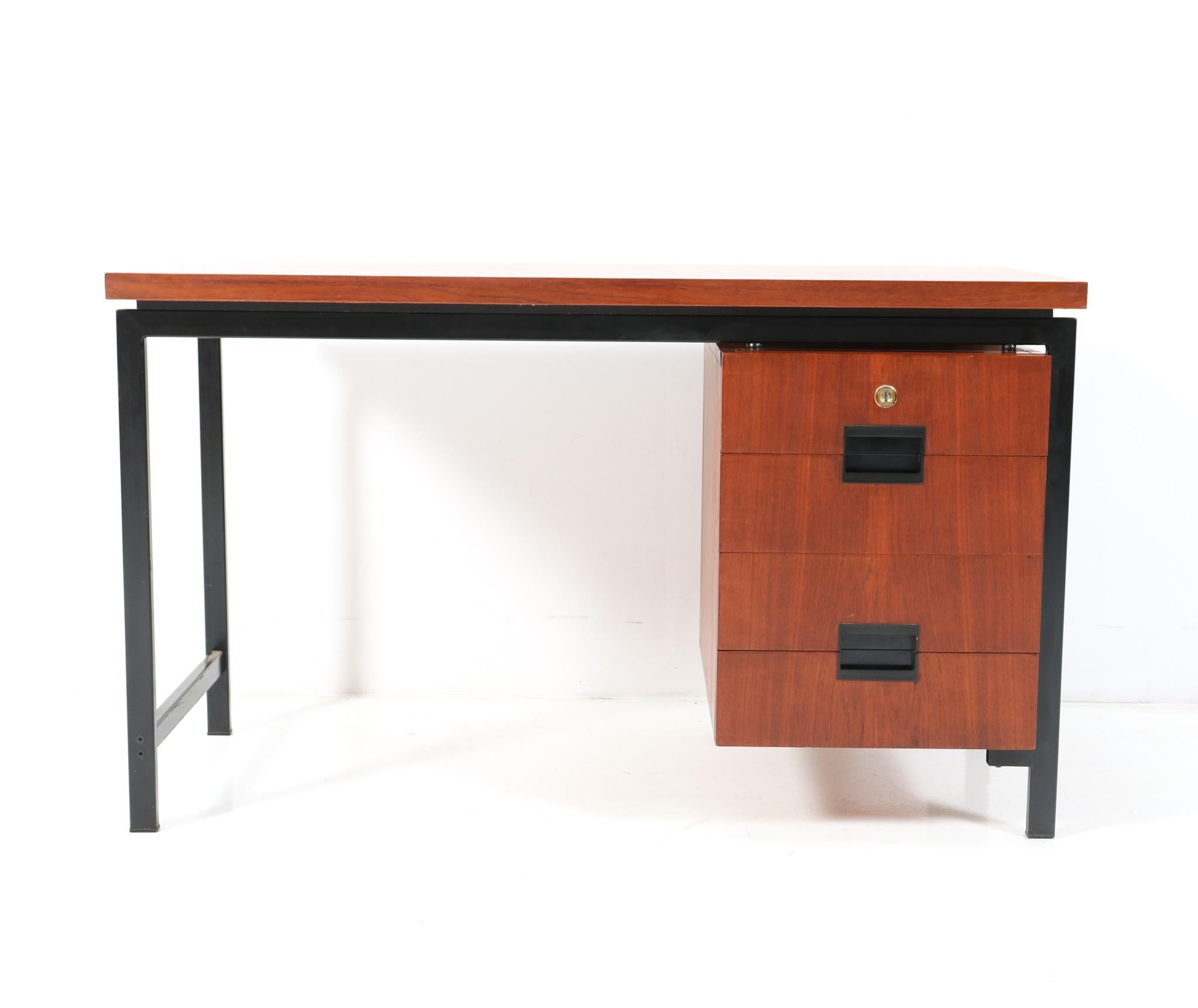 Metal Mid-Century Modern EU01 Japanese Series desk by Cees Braakman for Pastoe, 1958 For Sale