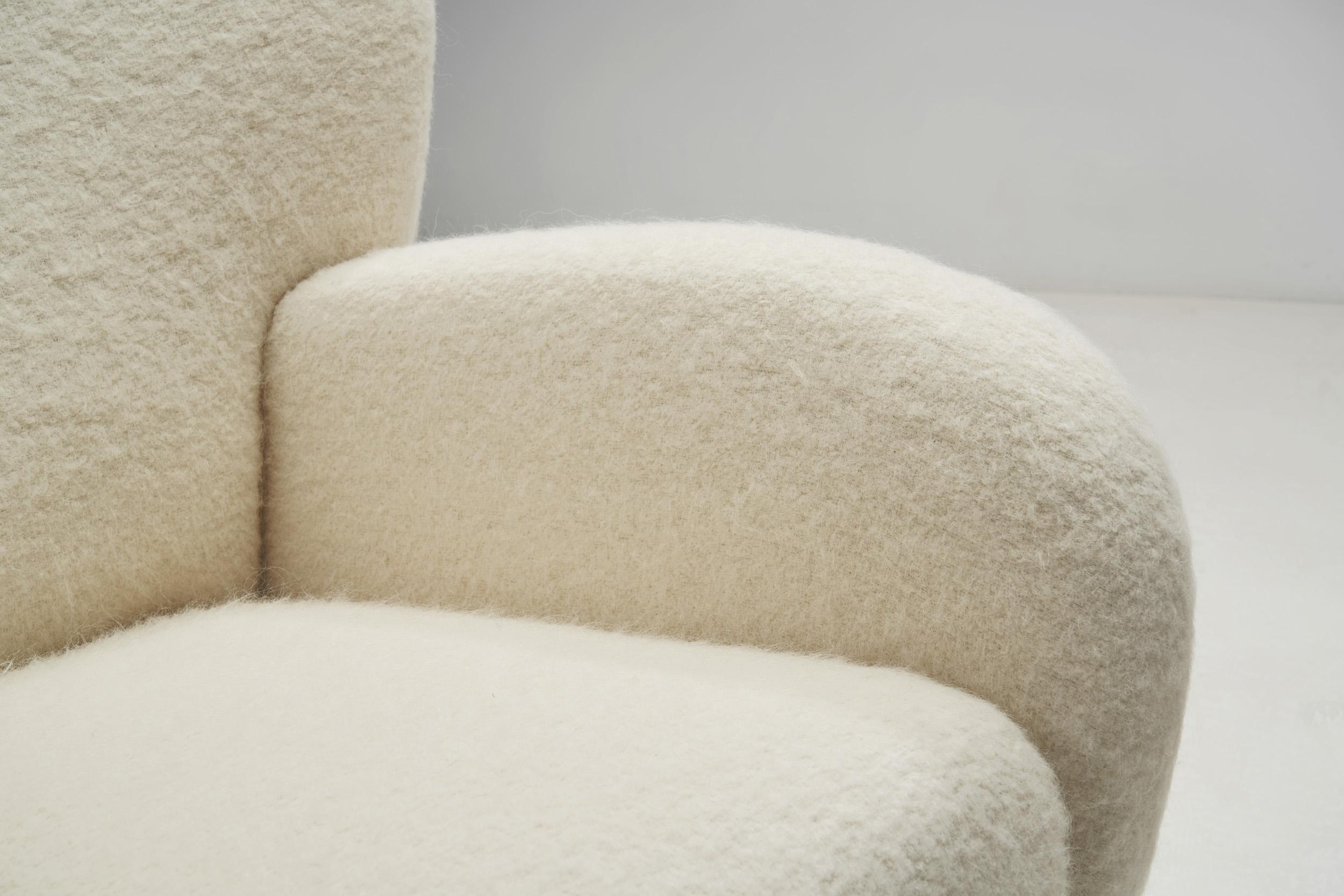 Chaise longue d'ébéniste européenne The Moderns, Europe 1950s en vente 4