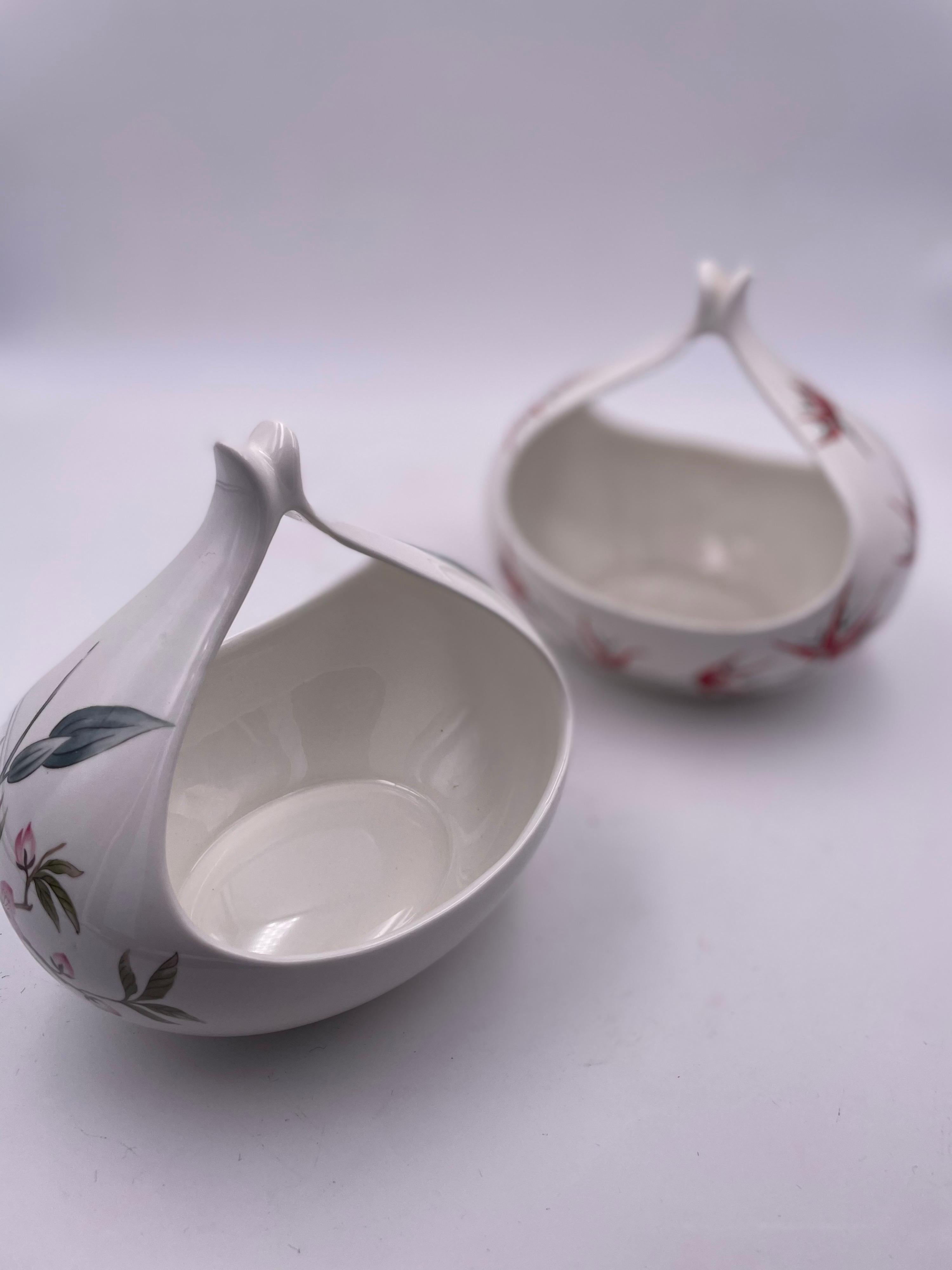 Mid-Century Modern Eva Zeisel for Hallcraft Porcelain Gravy Bowls In Excellent Condition For Sale In San Diego, CA