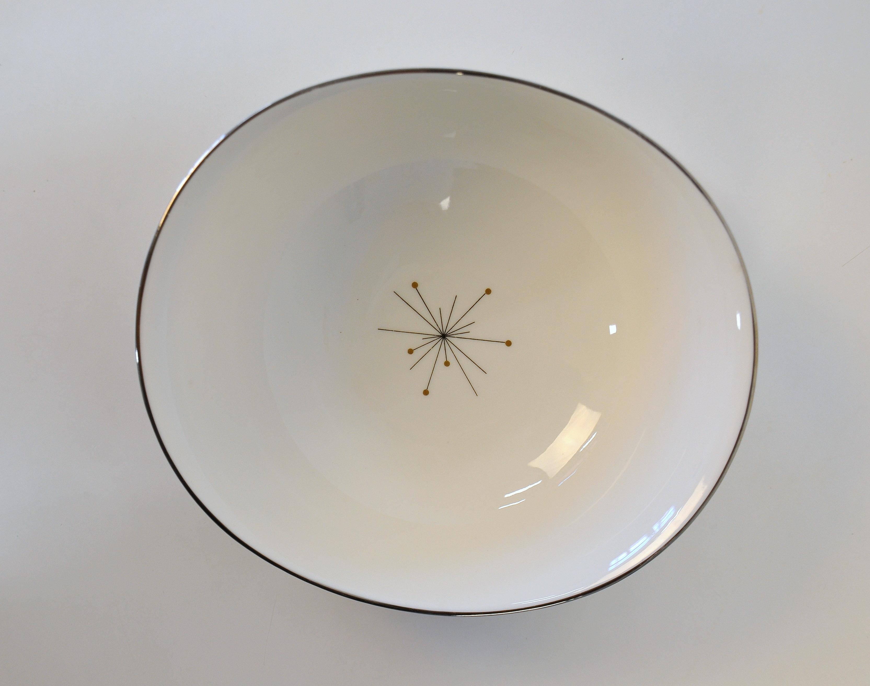 American Mid-Century Modern Evening Star Porcelain Dinner Service for 12