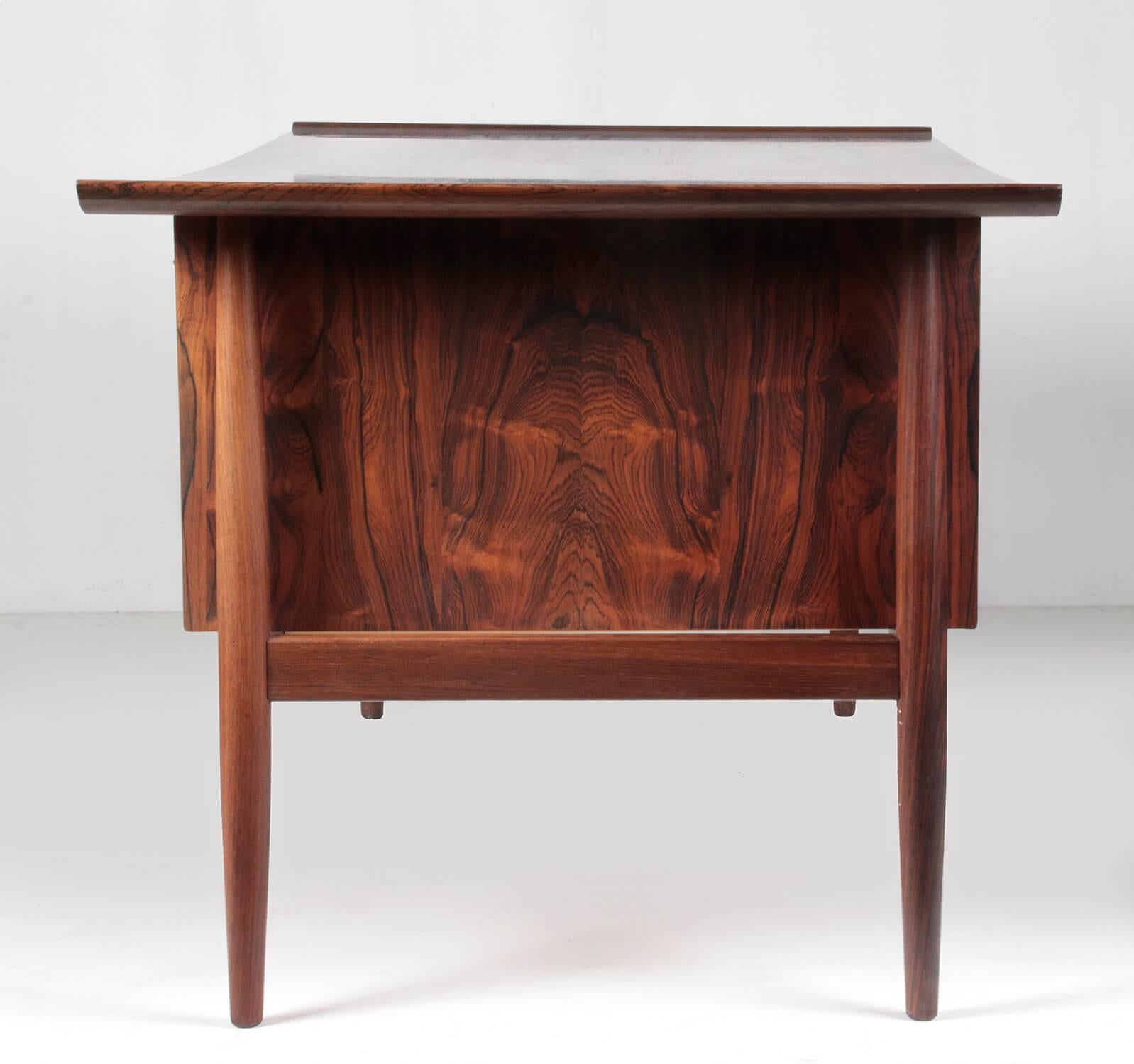 Hardwood Mid-Century Modern Executive Desk Arne Vodder, 1960s, Denmark