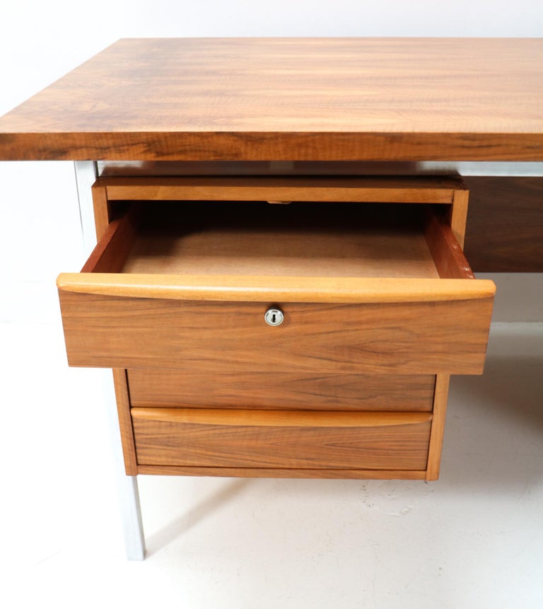 Mid-Century Modern Executive Desk by Salomonson & Tempelman for AP Originals For Sale 3