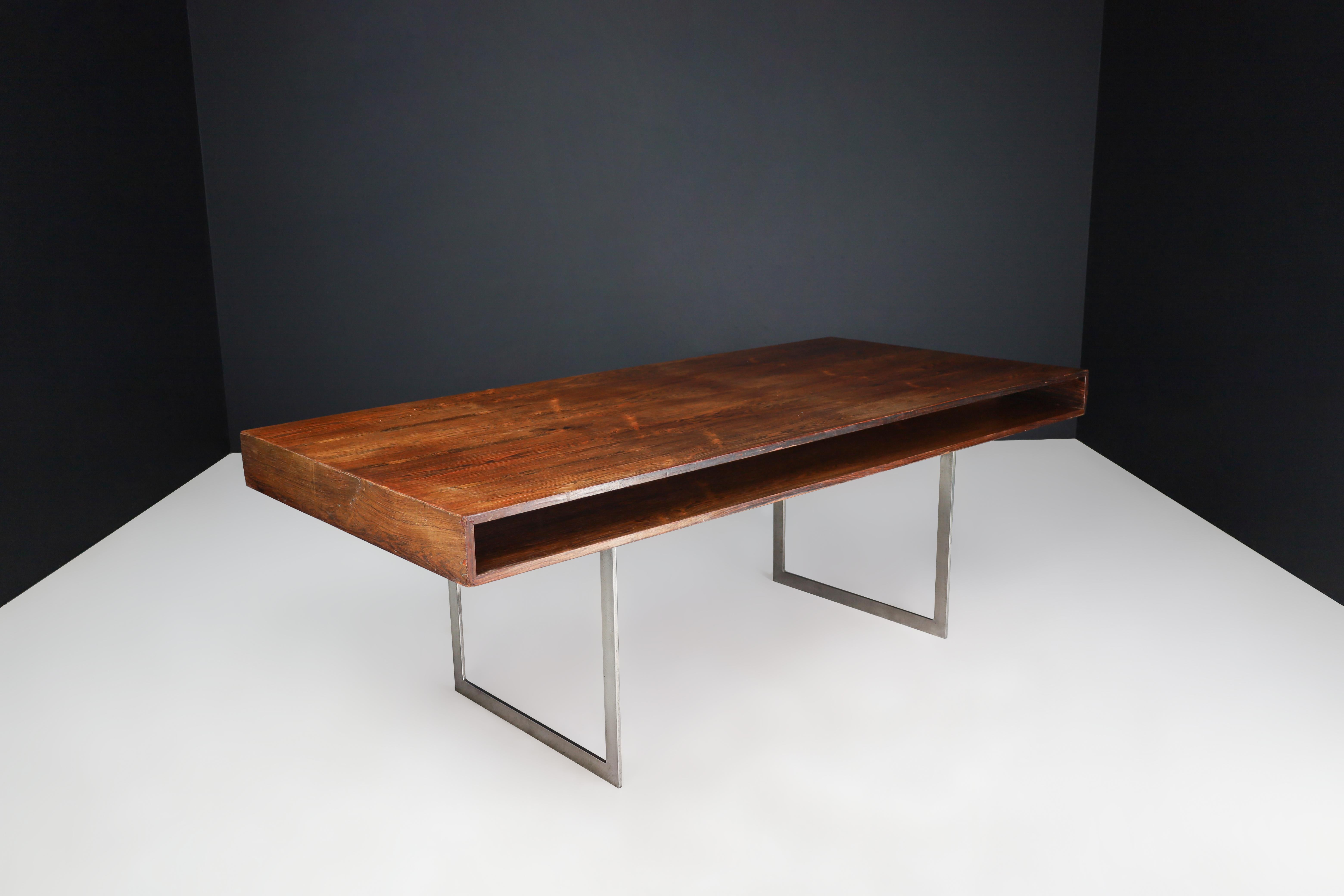 Danish Mid-Century Modern Executive Free Standing Desk in the Style of Bodil Kjær, 1960 For Sale