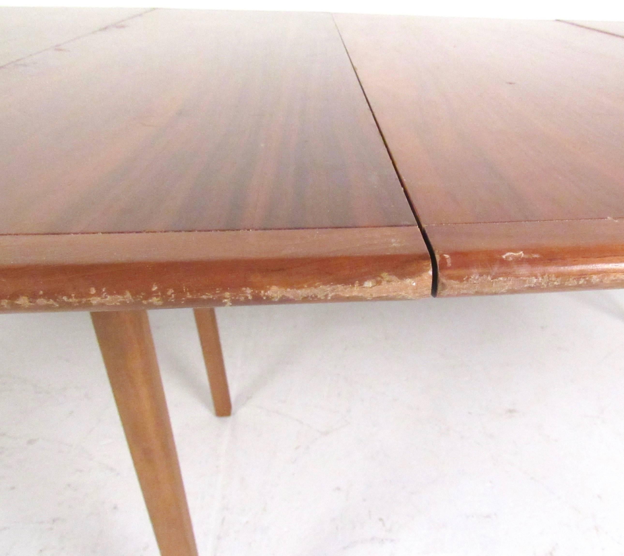 Mid-Century Modern Expandable Console to Dining Table 1