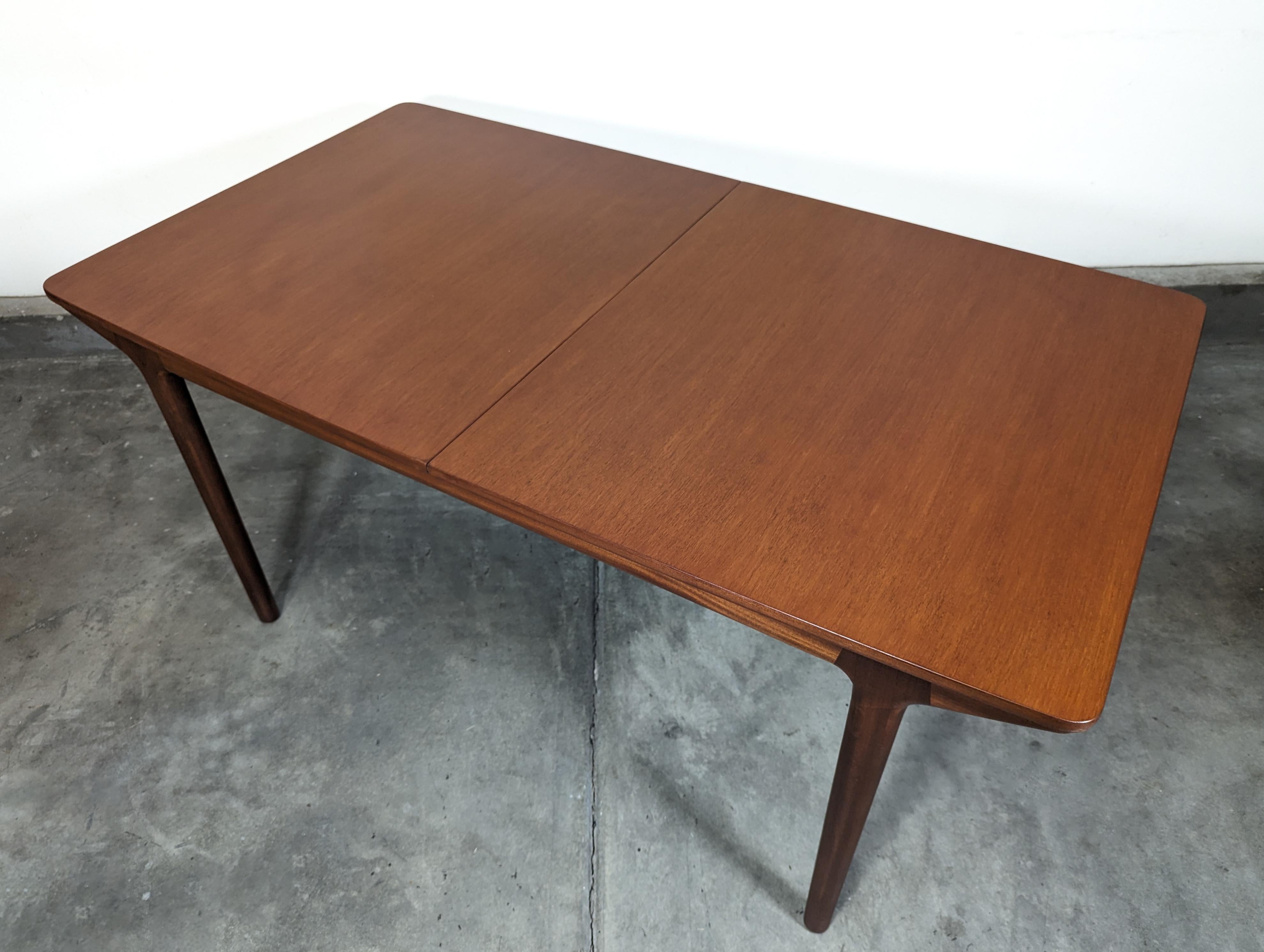 Mid Century Modern Expandable Teak Dining Table By McIntosh, c1960s 12