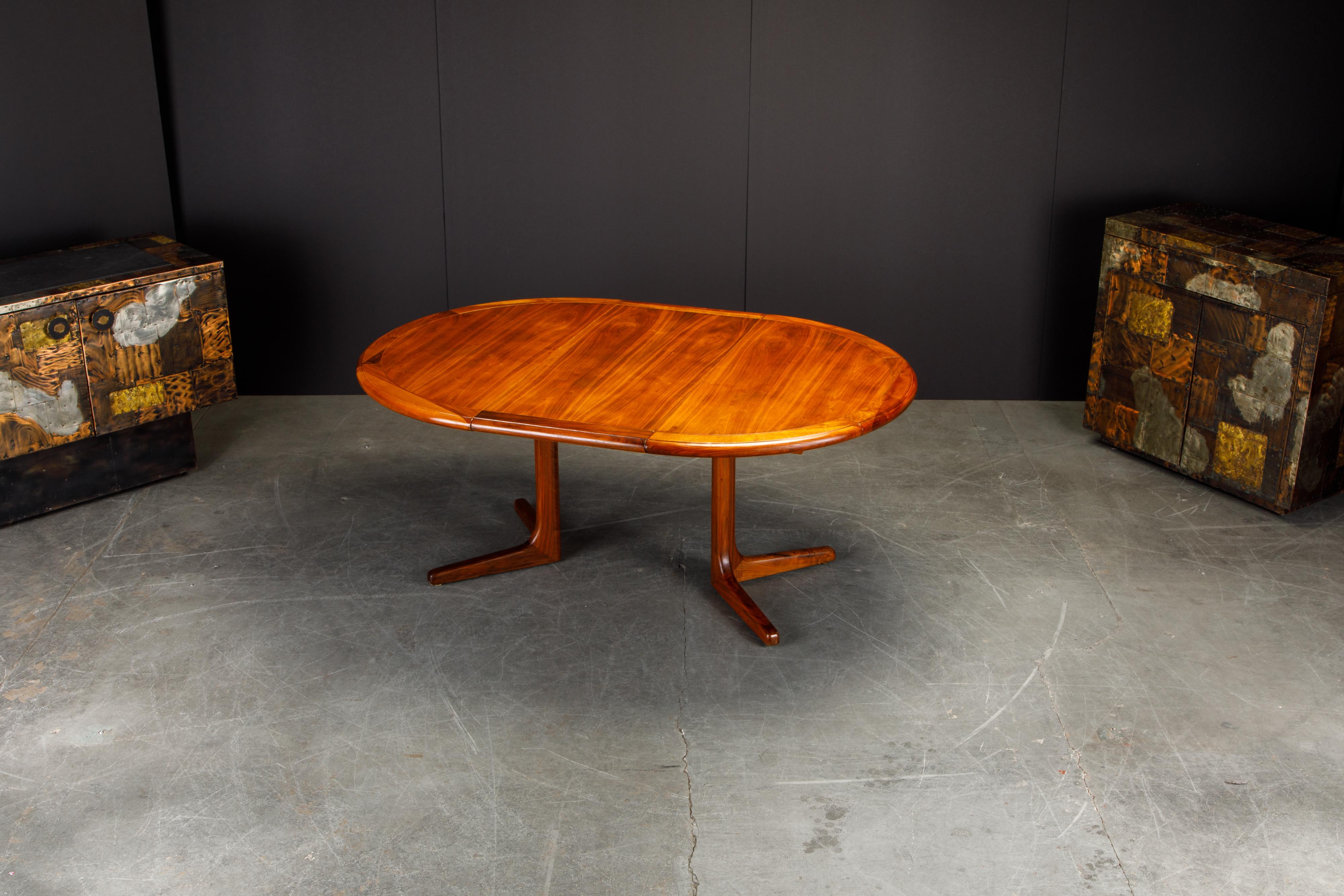 Mid-Century Modern Expandable Walnut Dining or Conference Table, circa 1960s 5