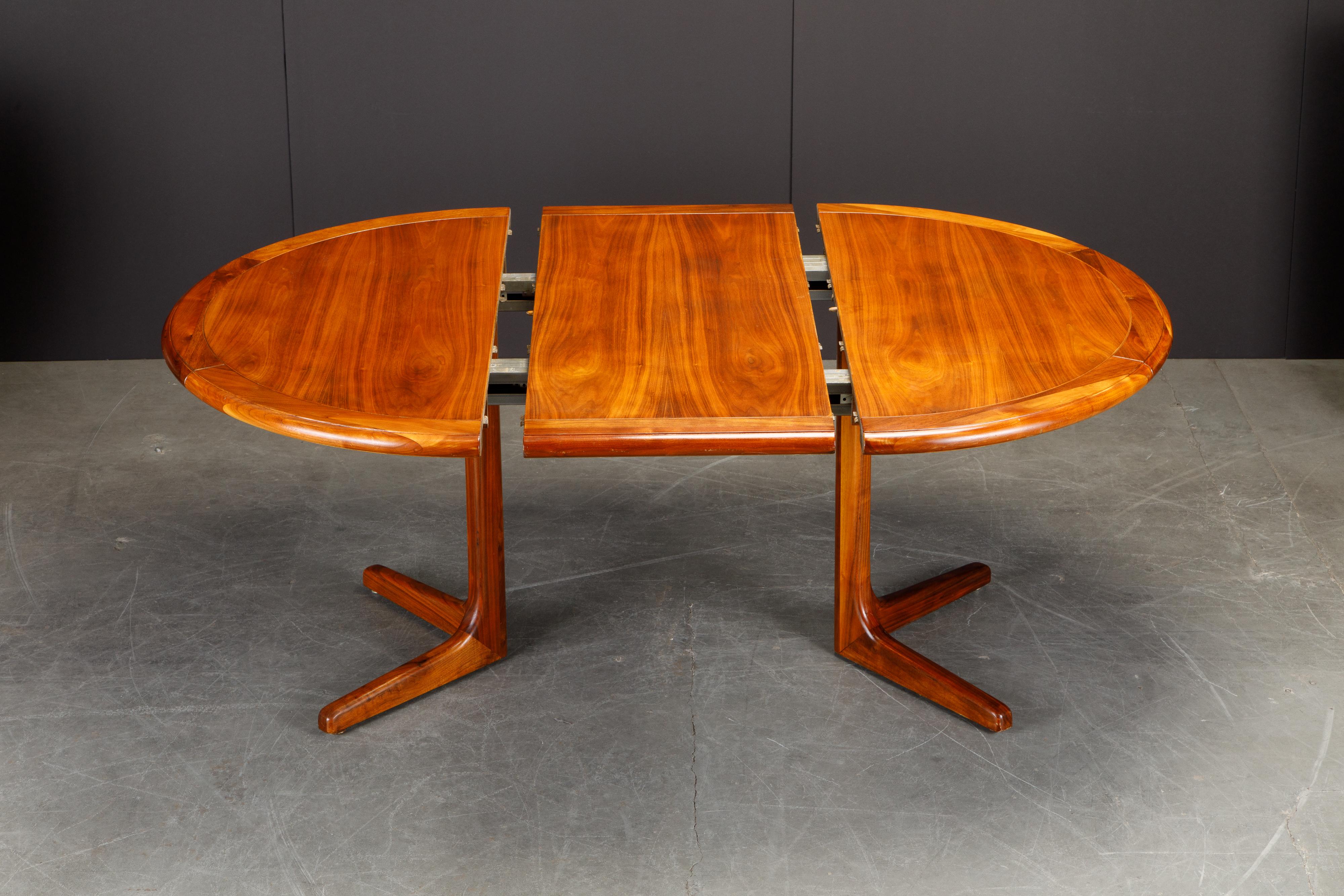 Mid-Century Modern Expandable Walnut Dining or Conference Table, circa 1960s 7