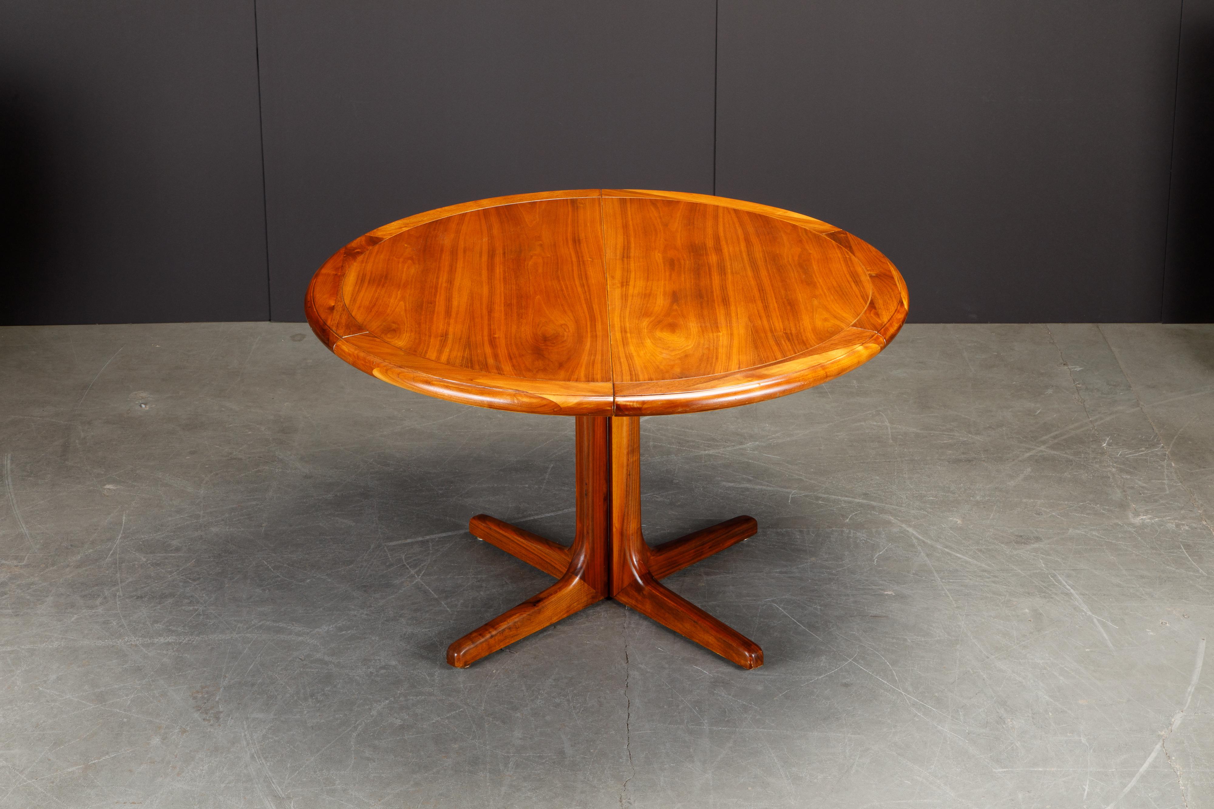 Mid-Century Modern Expandable Walnut Dining or Conference Table, circa 1960s 8