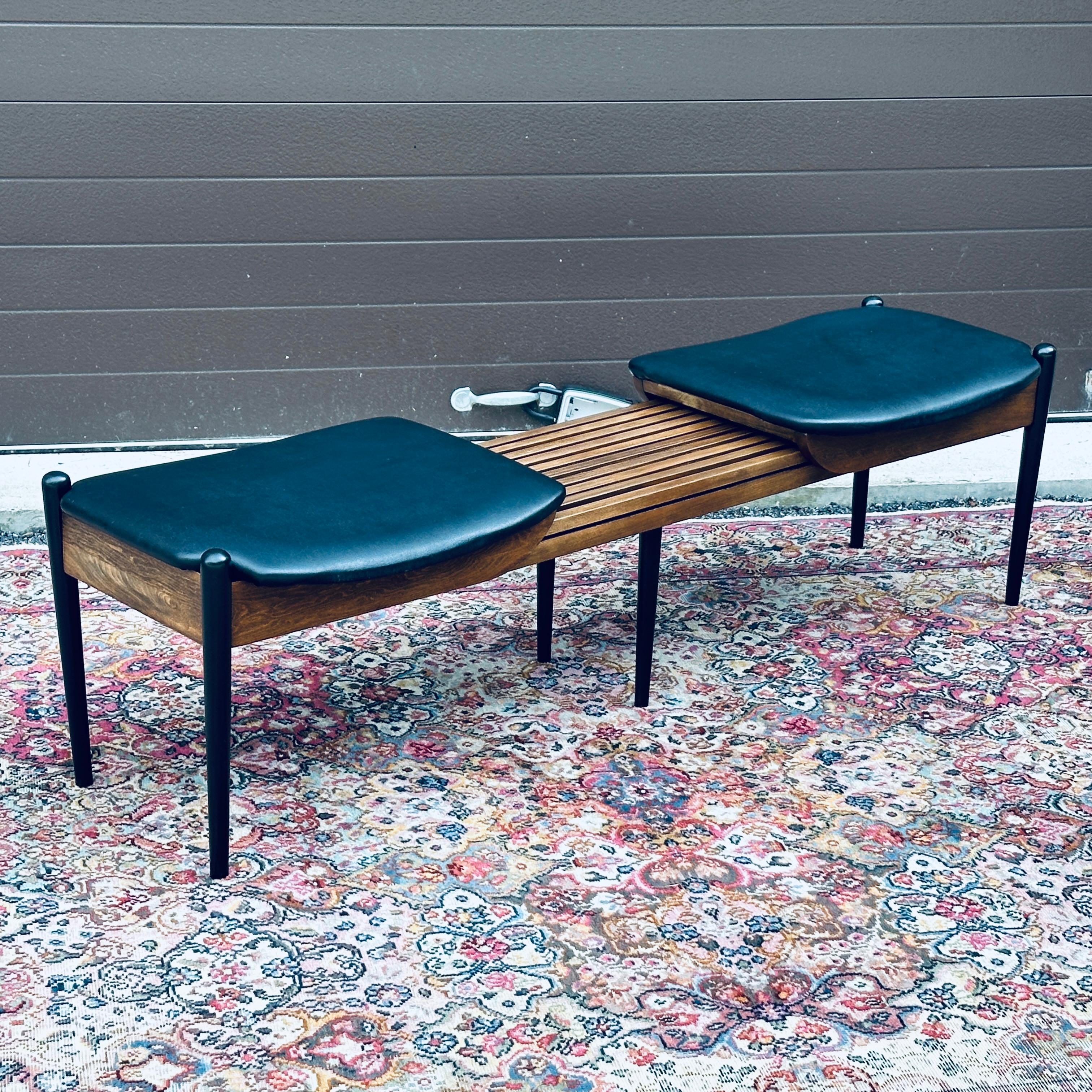 Mid-Century Modern Expanding Slat Bench on Pencil Legs 1
