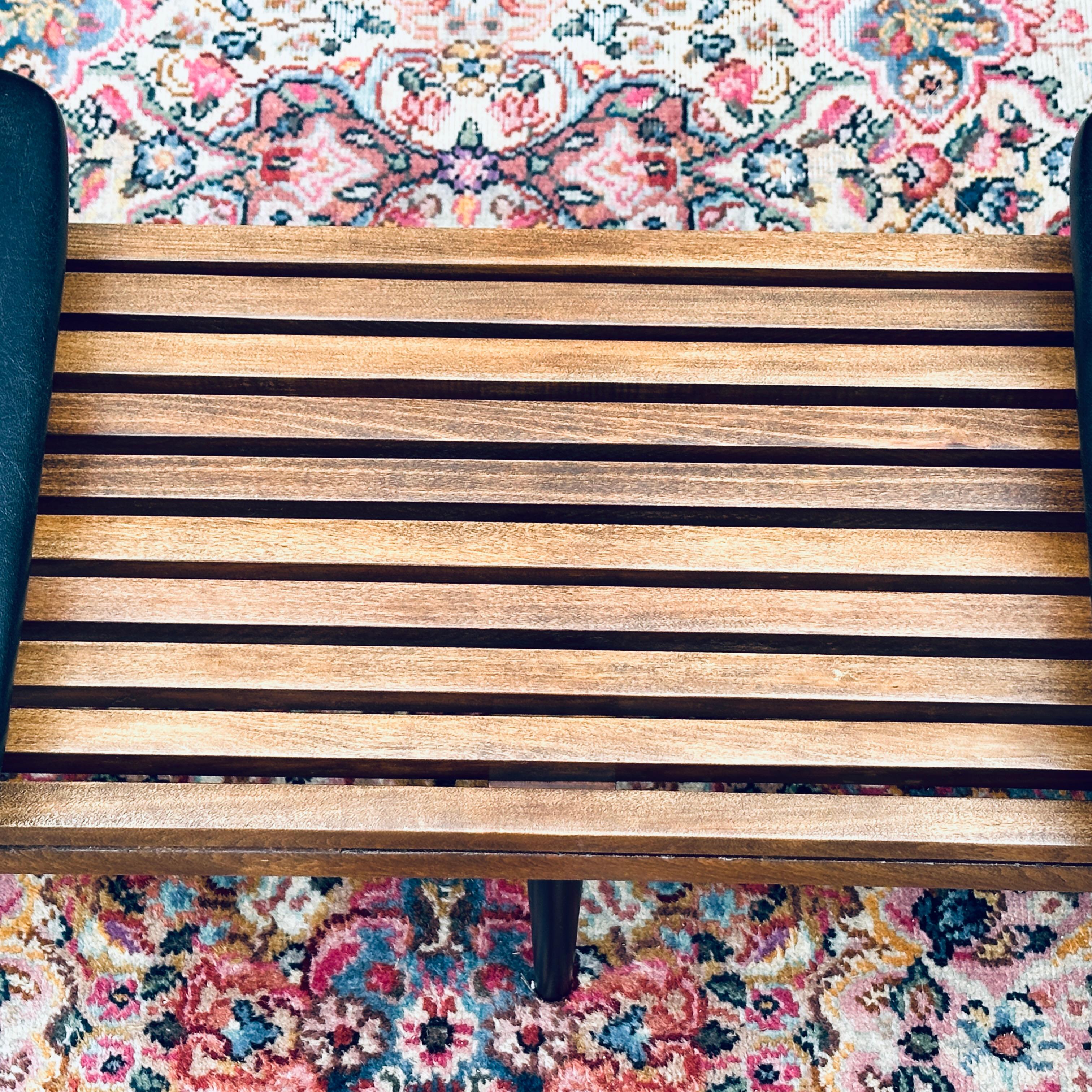 Mid-Century Modern Expanding Slat Bench on Pencil Legs 3