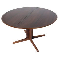 Mid-Century Modern Extendable Dining Room Table by Niels Otto Møller