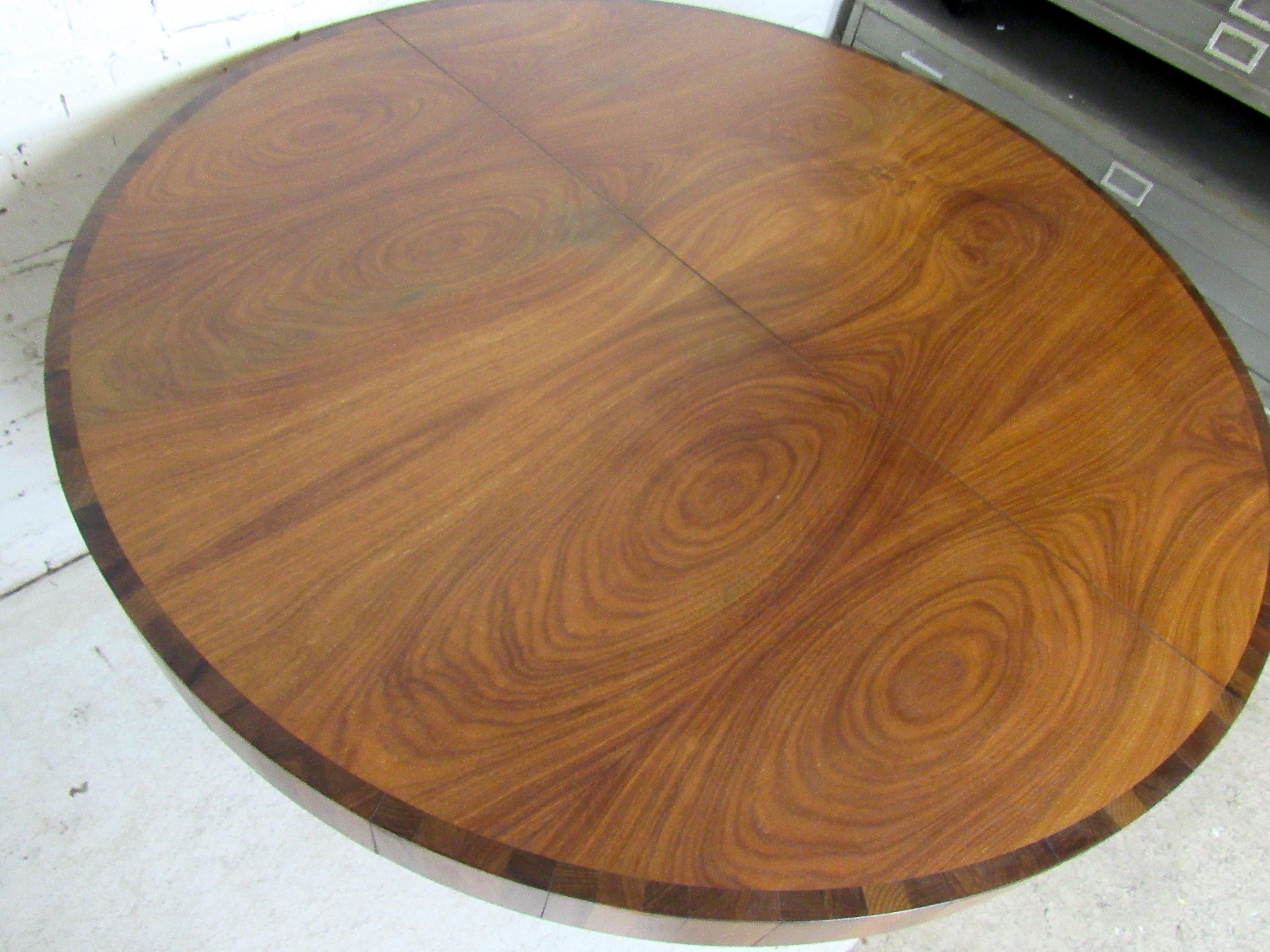 Mid-Century Modern Extendable Dining Table 1