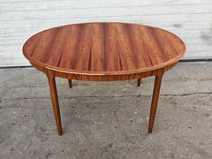 Mid Century Modern Extendable Oval Dining Room Table in Rosewood