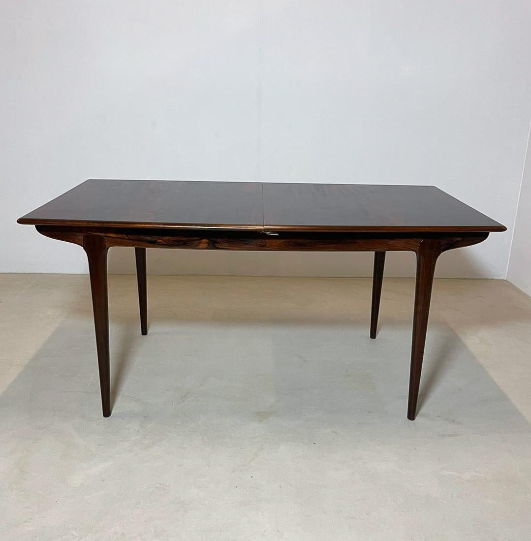 Mid-20th Century Mid-Century Modern Extendable Scandinavian Dining Table, 1960s