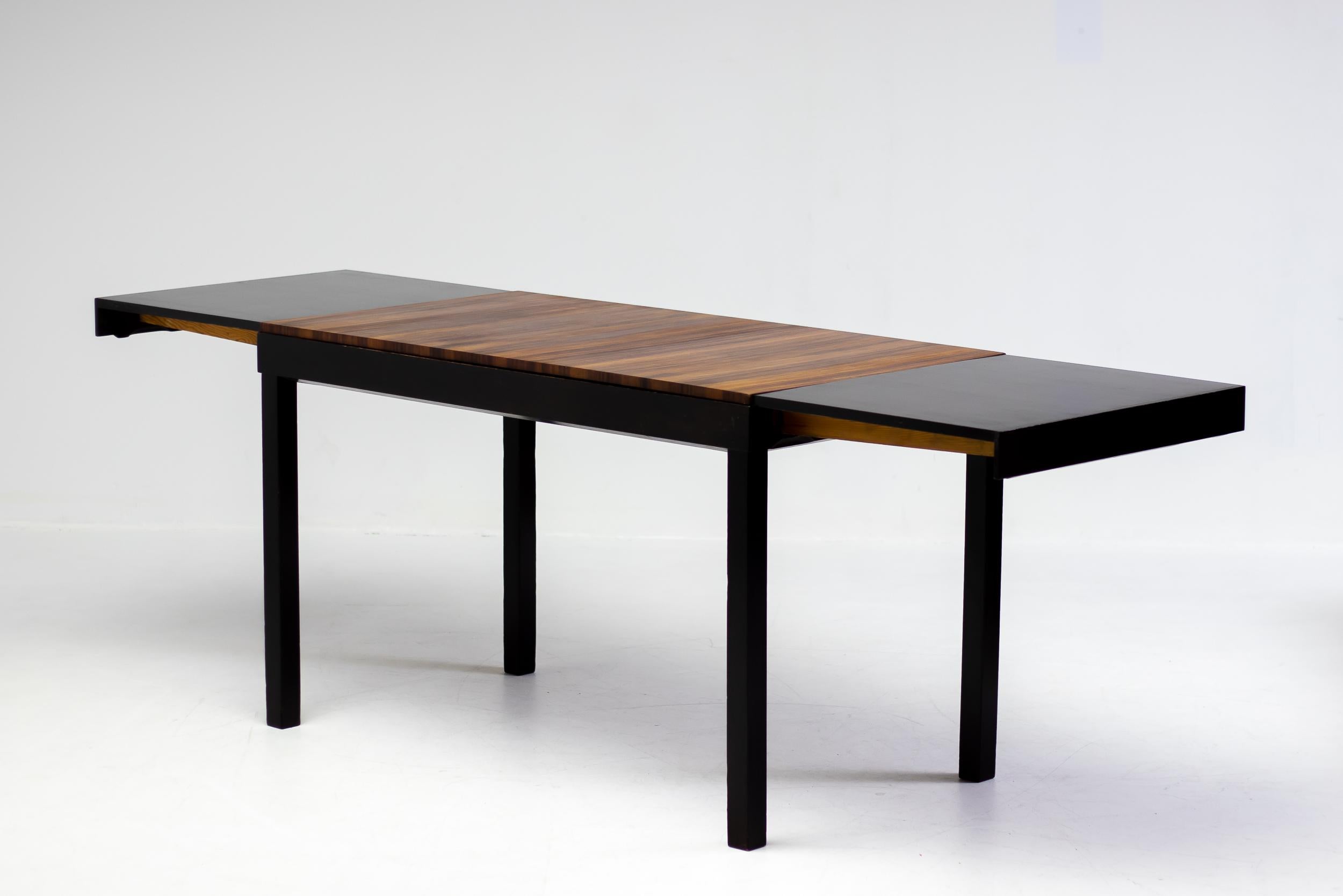 Mid Century Modern Extendable Table by Axel Einar Hjorth, Macassar, 1930 For Sale 1