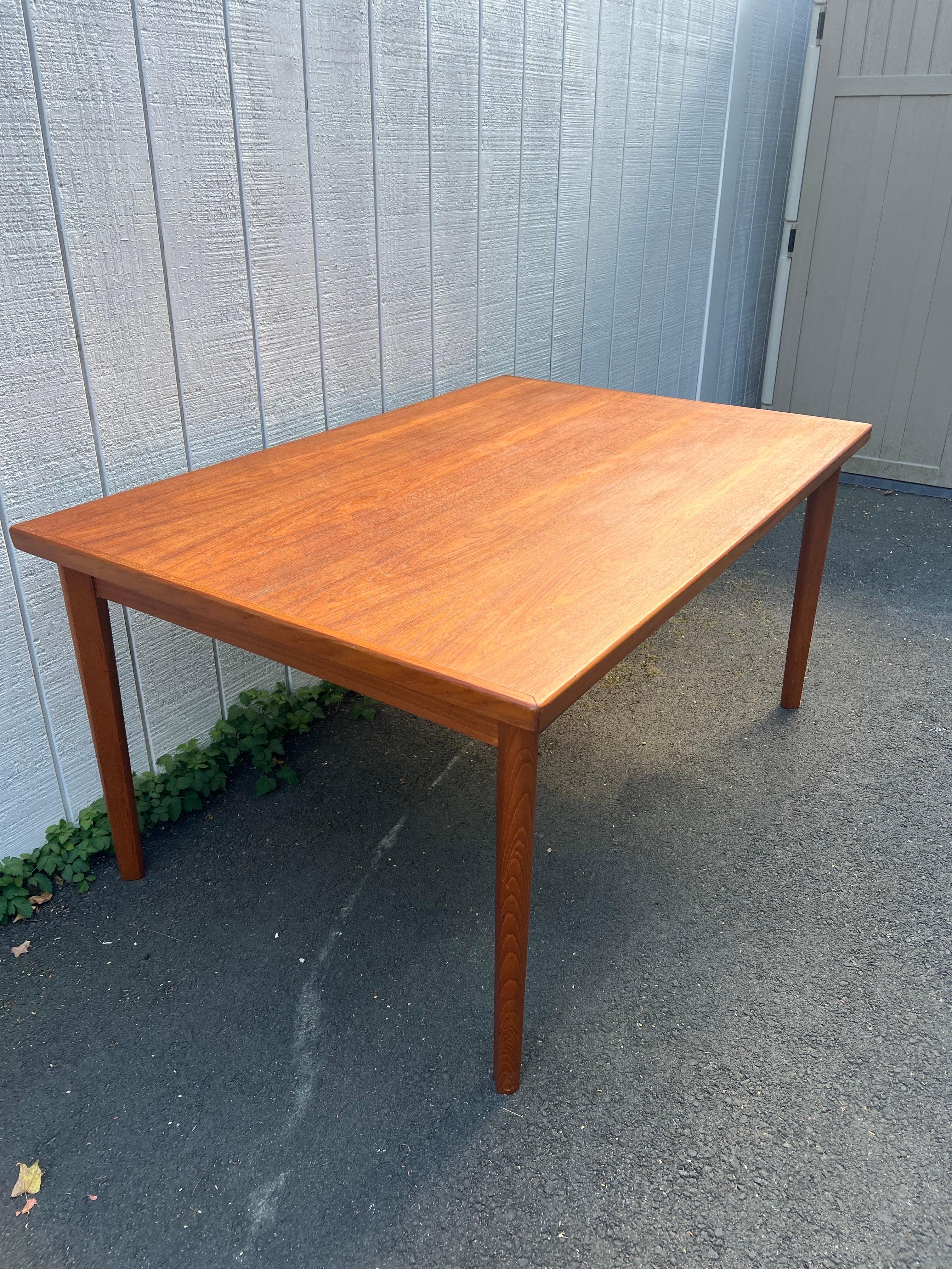 Mid Century Modern Extendable Teak Table 8