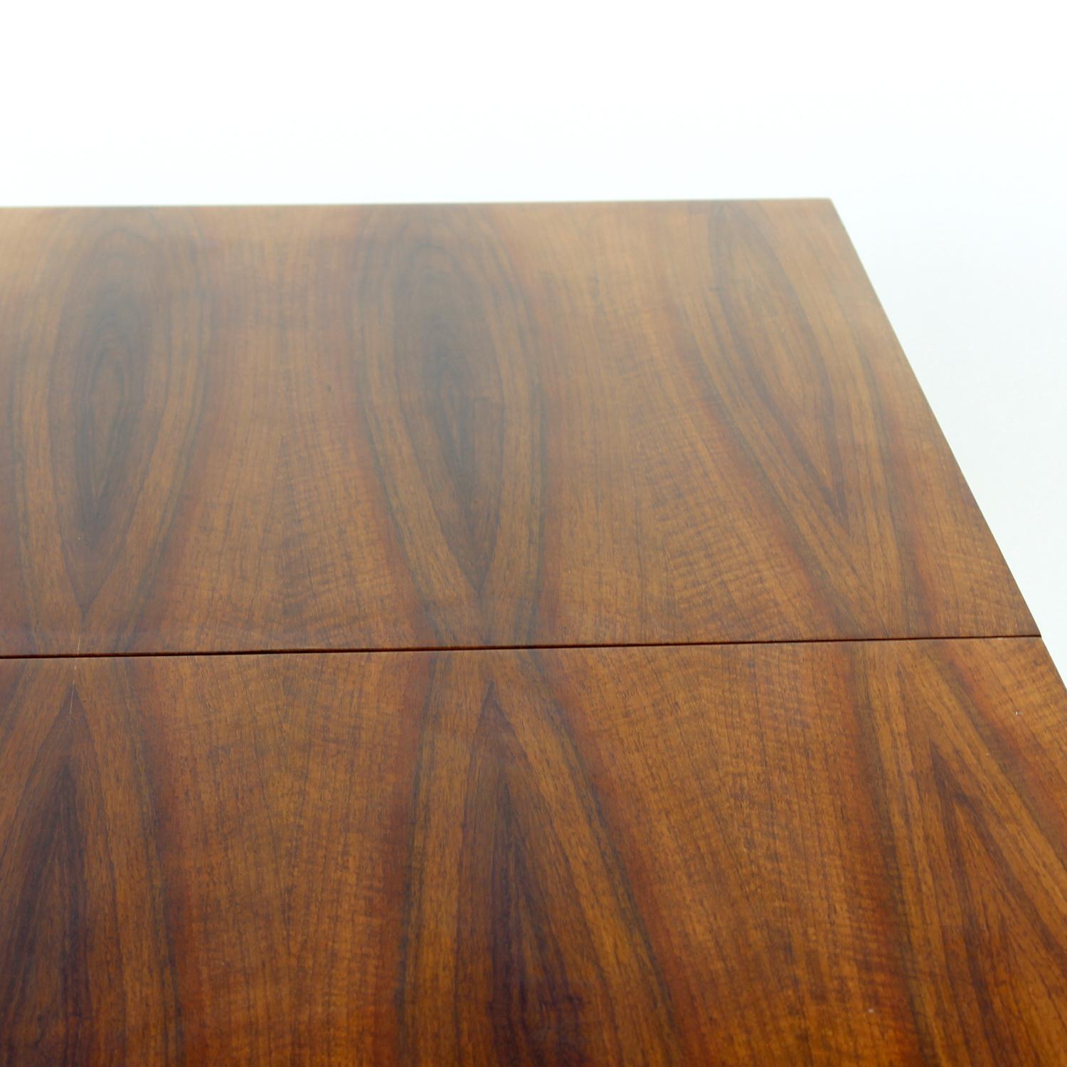 Mid Century Modern Extendable Walnut Dining Table By Mier, Czechoslovakia, 1960s For Sale 3