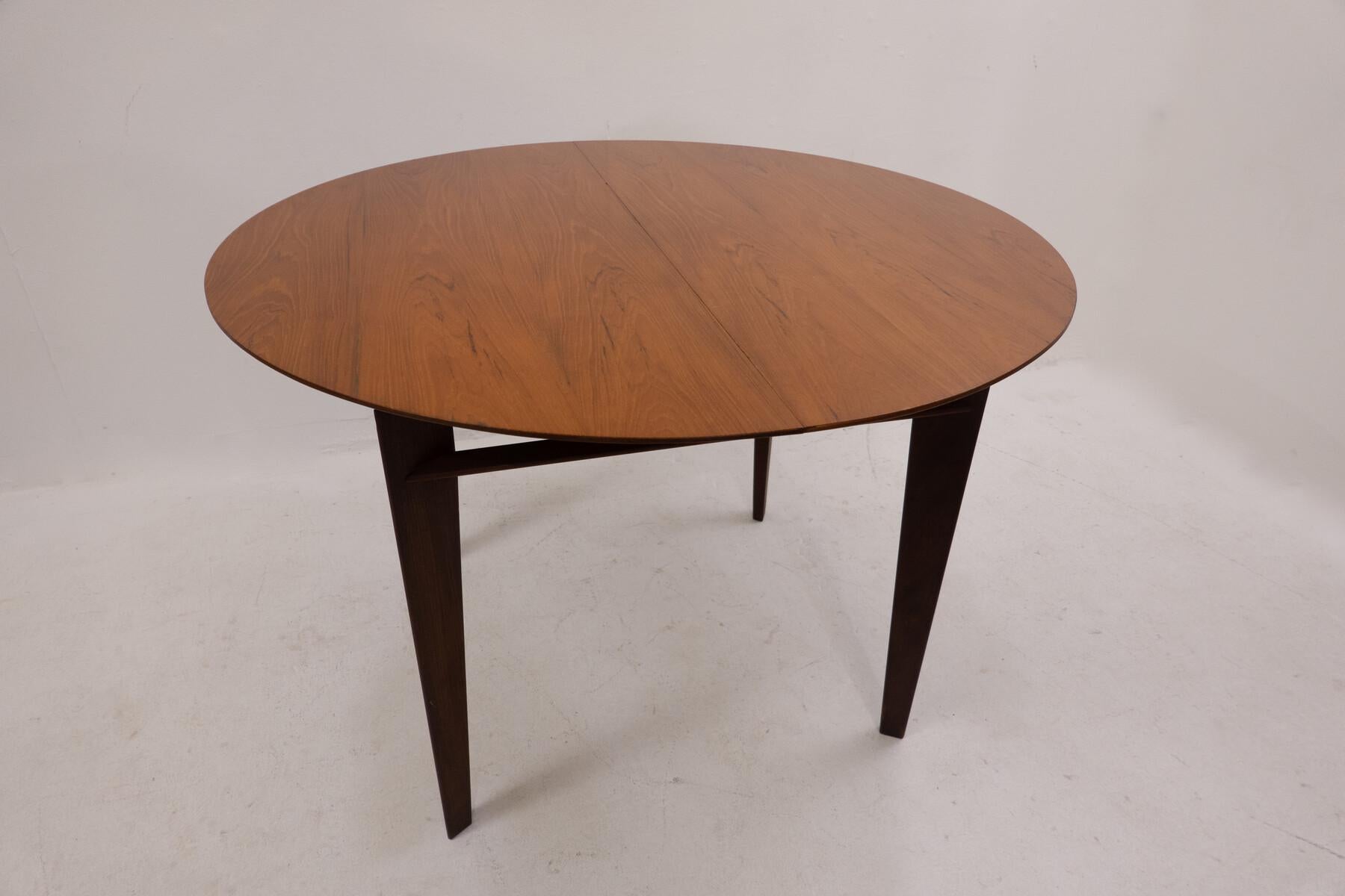 Mid-Century Modern Extending Dining Table by Vittorio Dassi, Teak, Italy, 1950s For Sale 3