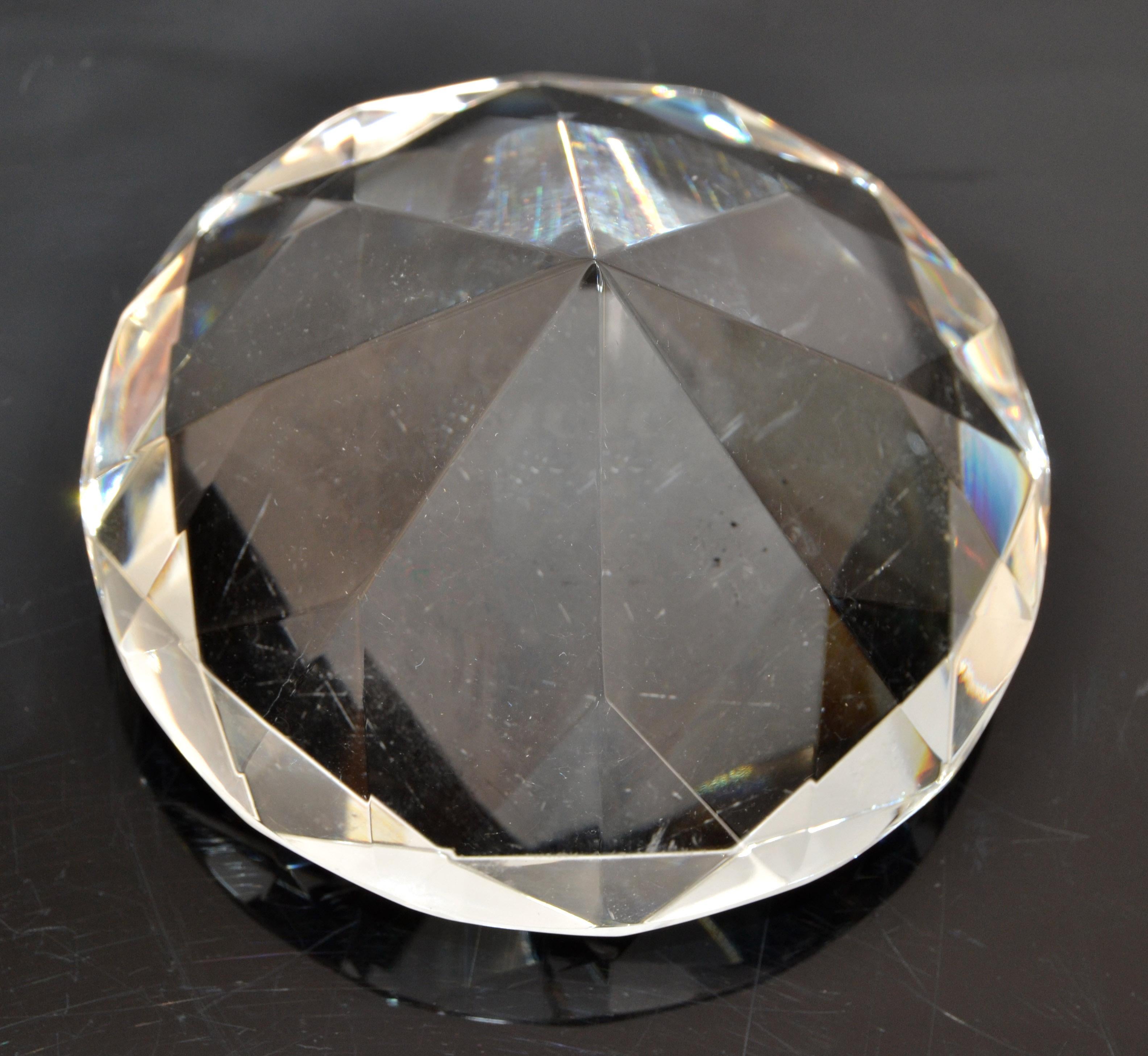 One Mid-Century Modern Faceted Glass Diamond Shaped Figurine Paperweight Desk  For Sale 5