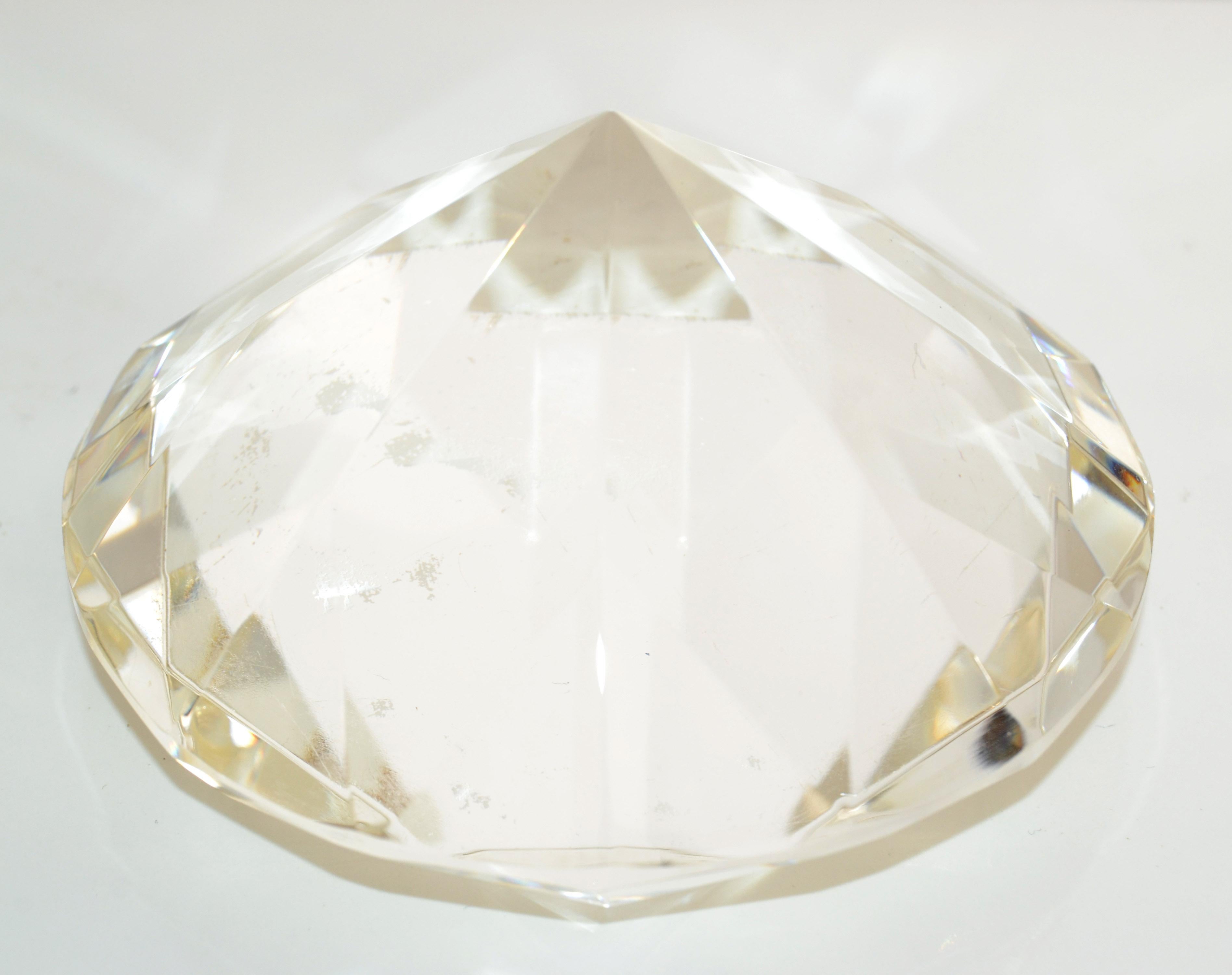 Late 20th Century One Mid-Century Modern Faceted Glass Diamond Shaped Figurine Paperweight Desk  For Sale