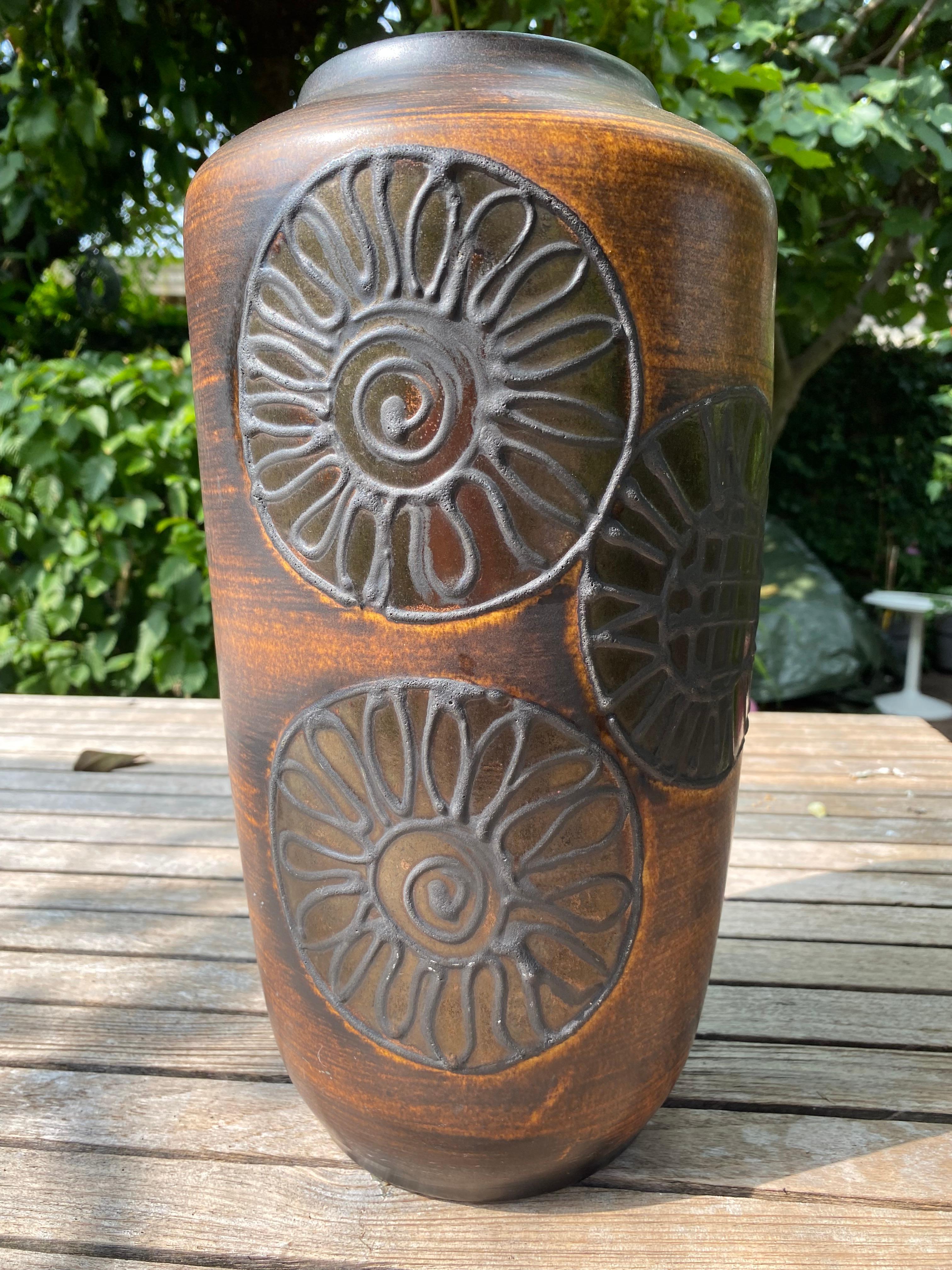 Céramique Vase en lave grasse moderne du milieu du siècle dernier (décoration rare) de Scheurich Keramik en vente