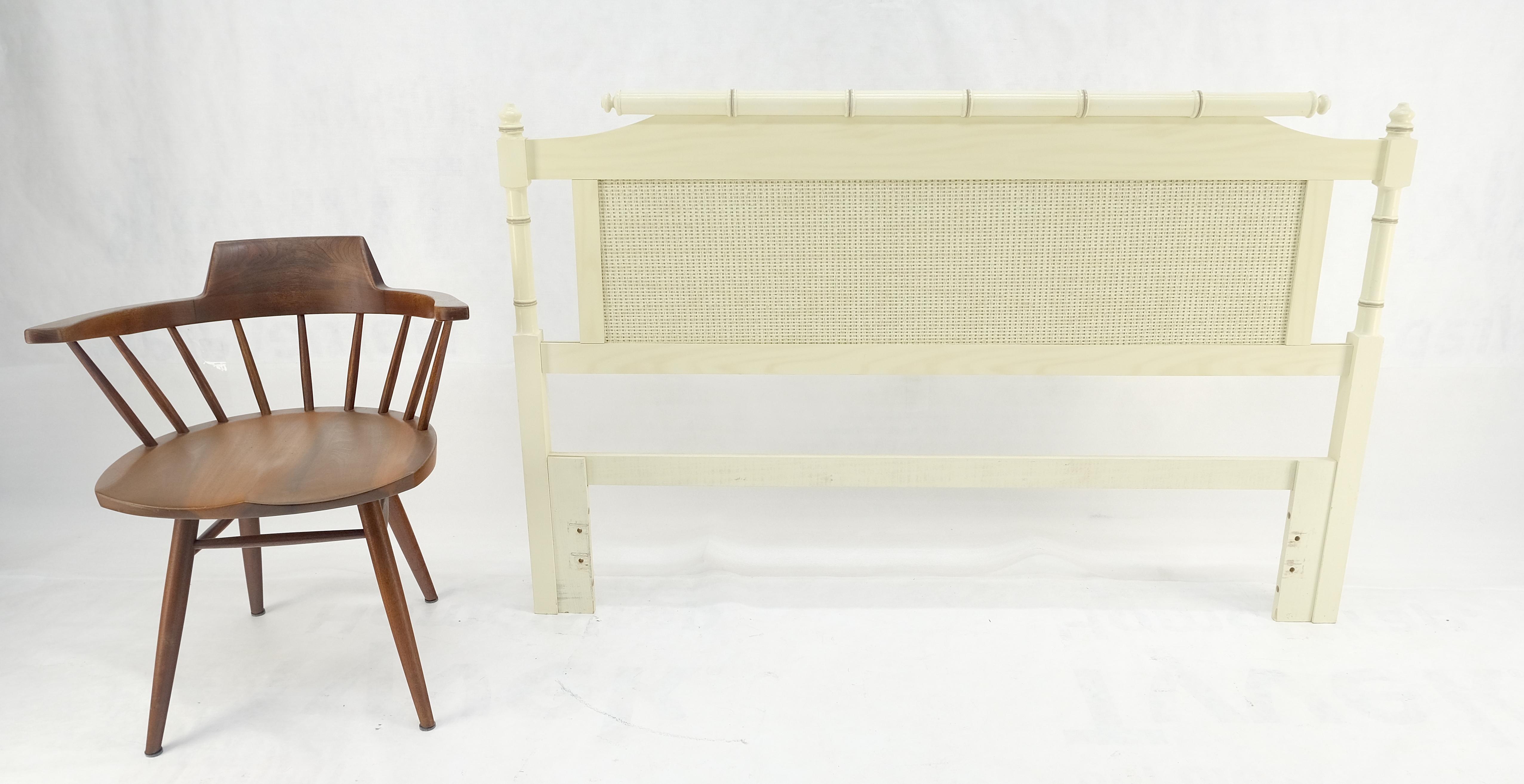 Painted Mid Century Modern Faux Bamboo Beige White Queen Size Headboard Bed MINT For Sale