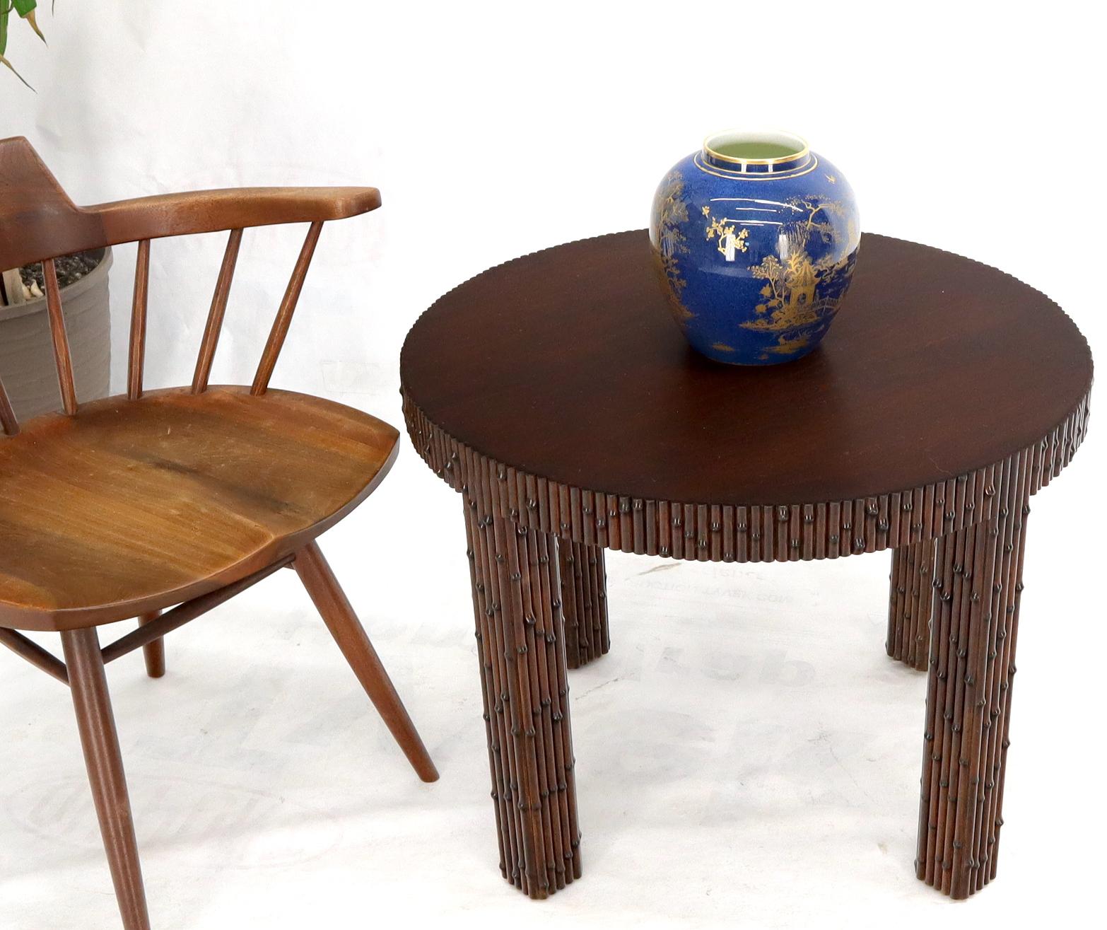 Mid-Century Modern Faux Bamboo Round Side Occasional Table For Sale 2