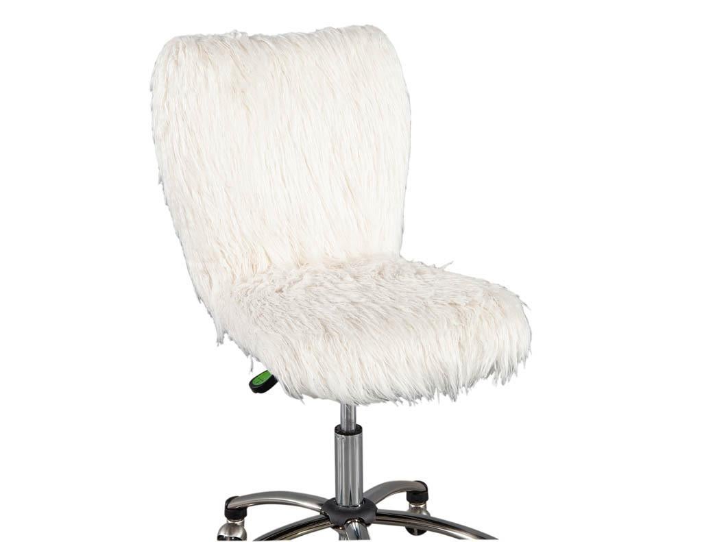 Mid-Century Modern Faux Fur Office Desk Chair For Sale 2